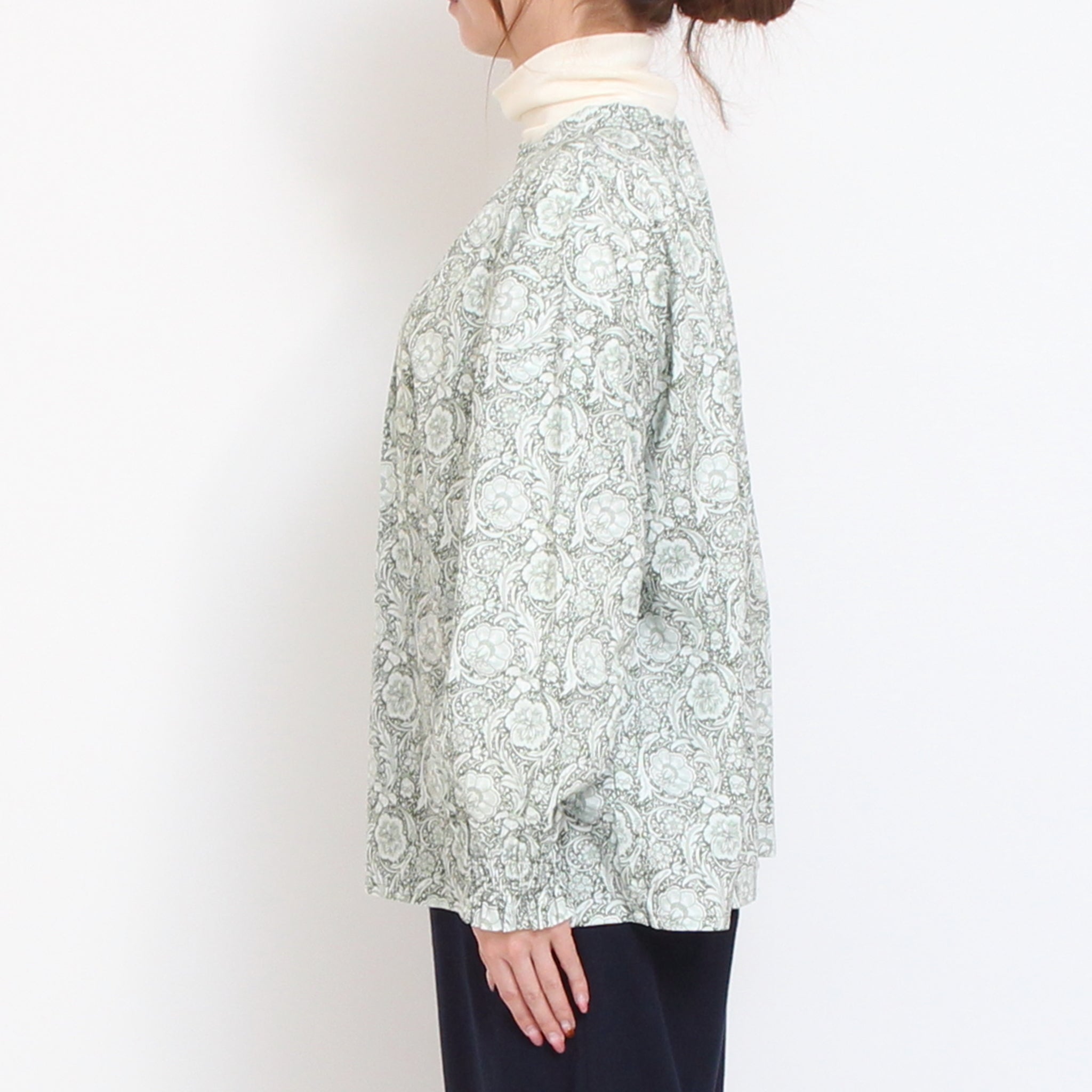 【NAVYラスト1点】リバティ2WAYスタンドブラウス(2510)