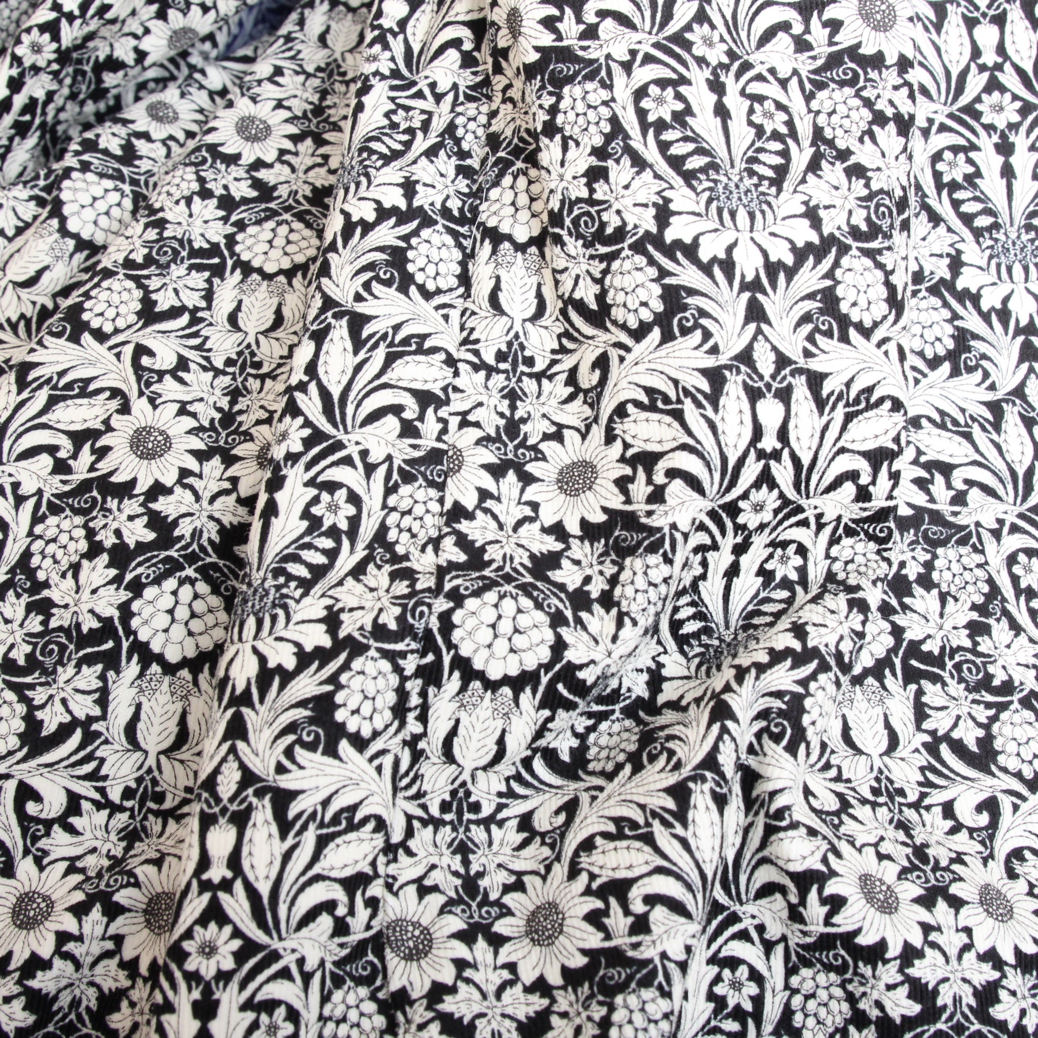 コーデュロイLIBERTYモックネックプルオーバー(2511)