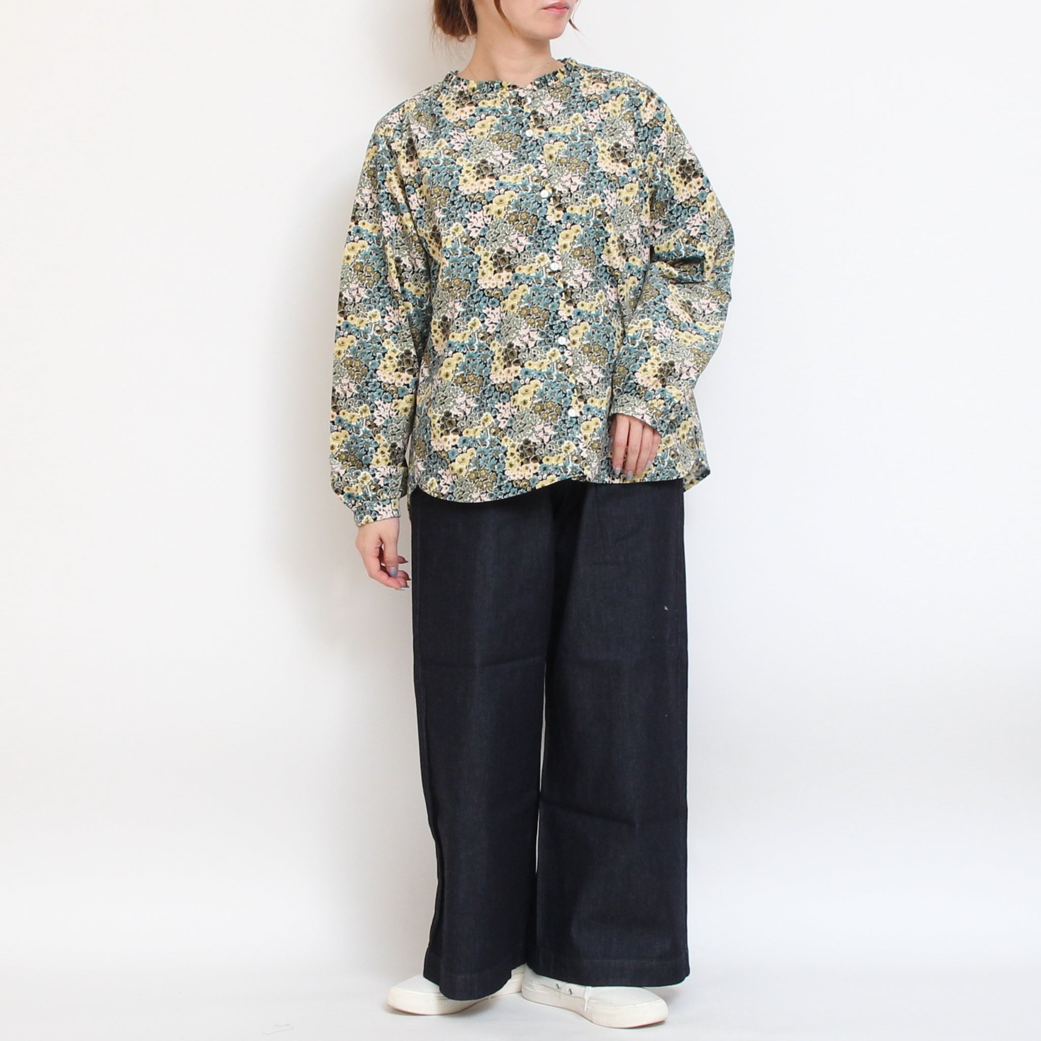 【NAVY・GREENのみ ラスト1点ずつ】コーデュロイLIBERTYフリルネックスタンダードシャツ2511
