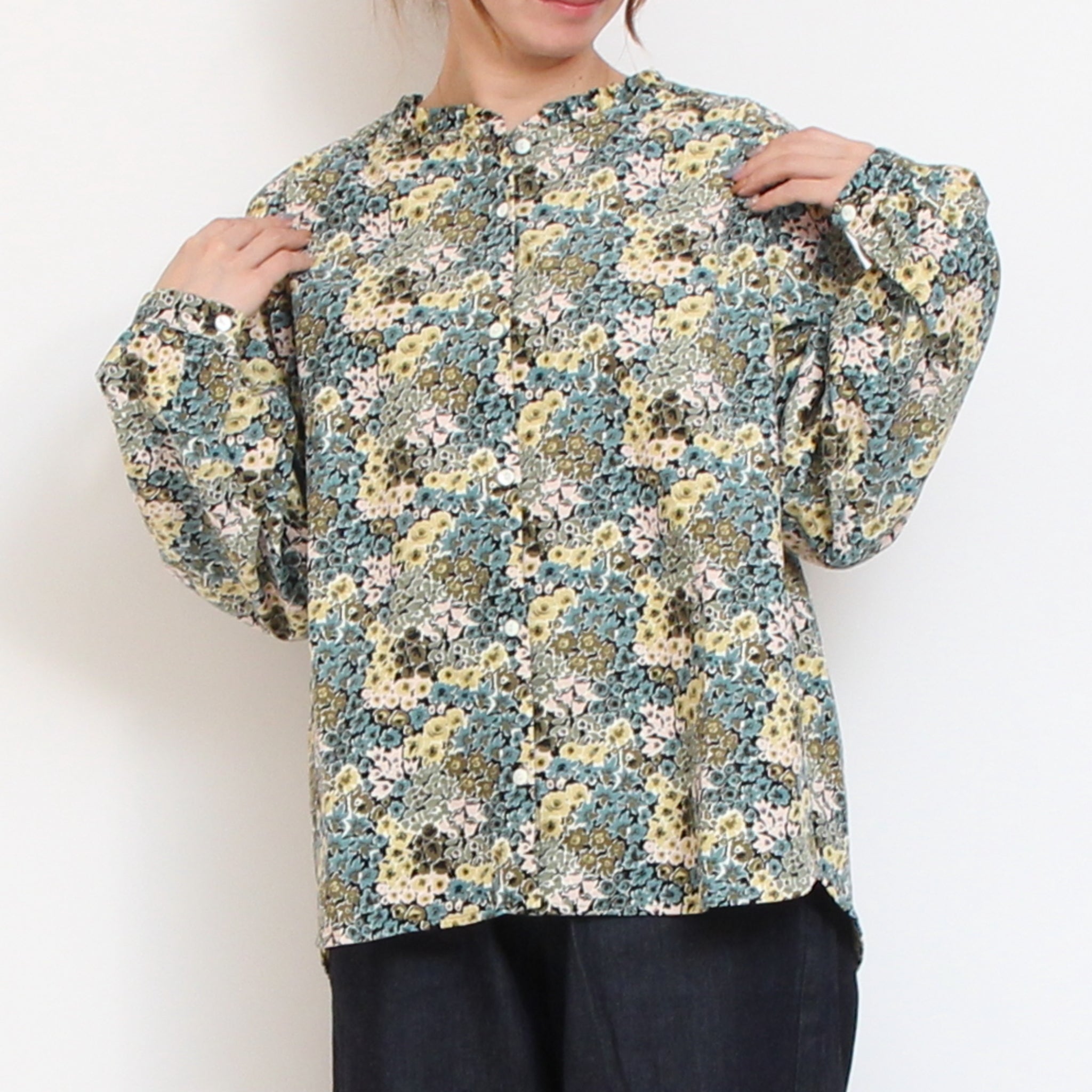 【NAVY・GREENのみ ラスト1点ずつ】コーデュロイLIBERTYフリルネックスタンダードシャツ2511