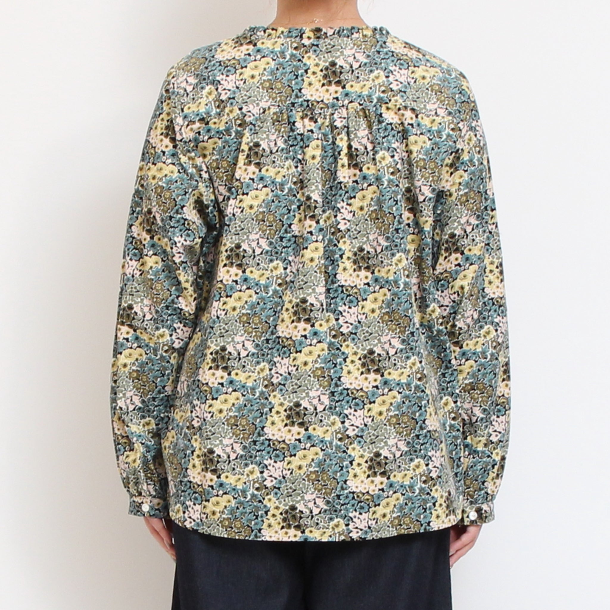 【NAVY・GREENのみ ラスト1点ずつ】コーデュロイLIBERTYフリルネックスタンダードシャツ2511