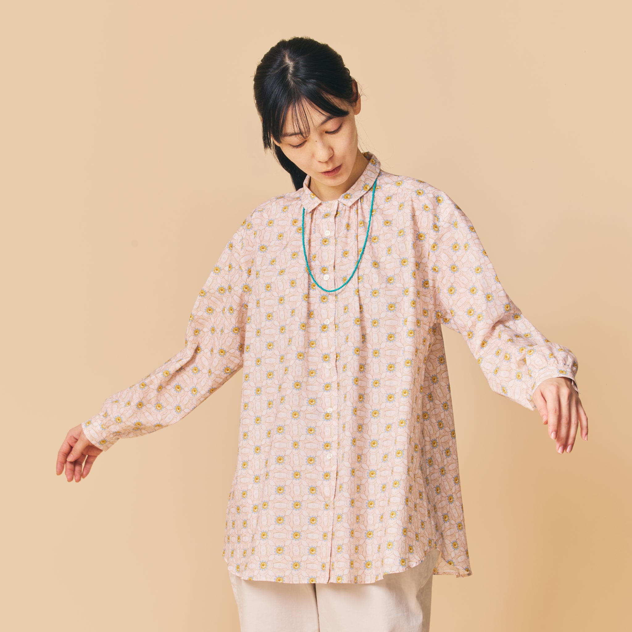 【30%OFF】【KHAKIラスト1点】リバティAラインチュニック(2603)