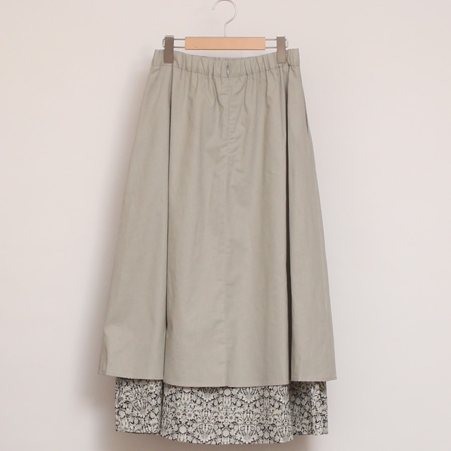 【20%OFF】【BLUEのみ ラスト1点】sosotto 裏地裾LIBERTYスカート