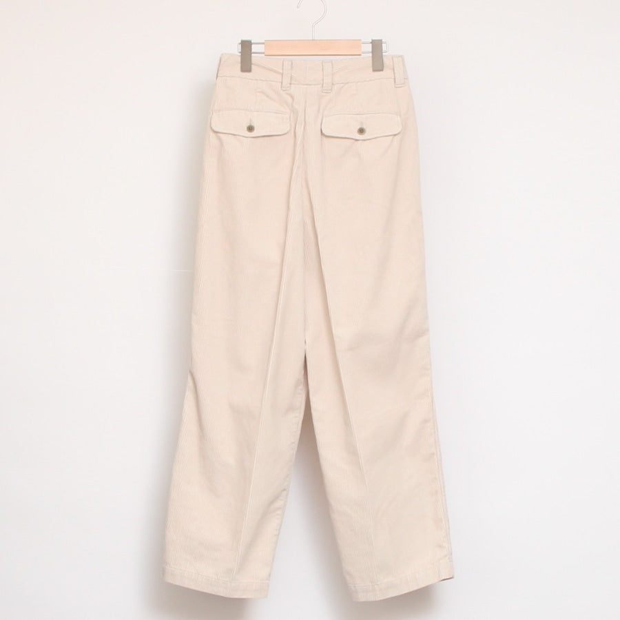 【30%OFF】【NAVYサイズMのみ ラスト1点】D.M.Gコーデュロイツータックトラウザー