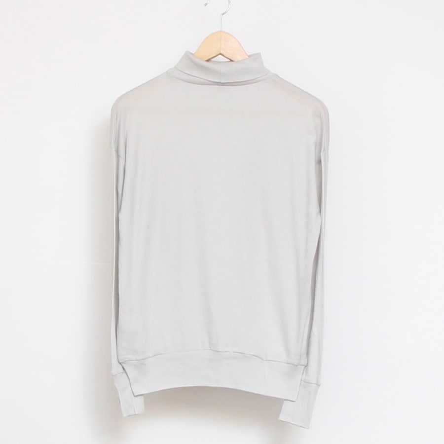 【BLACKラスト1点】NARUハイネックゆったりプルオーバー24