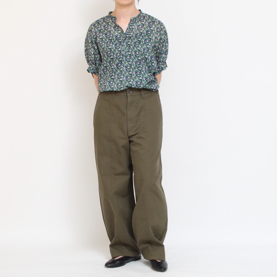 D.M.Gアーモンドパンツ