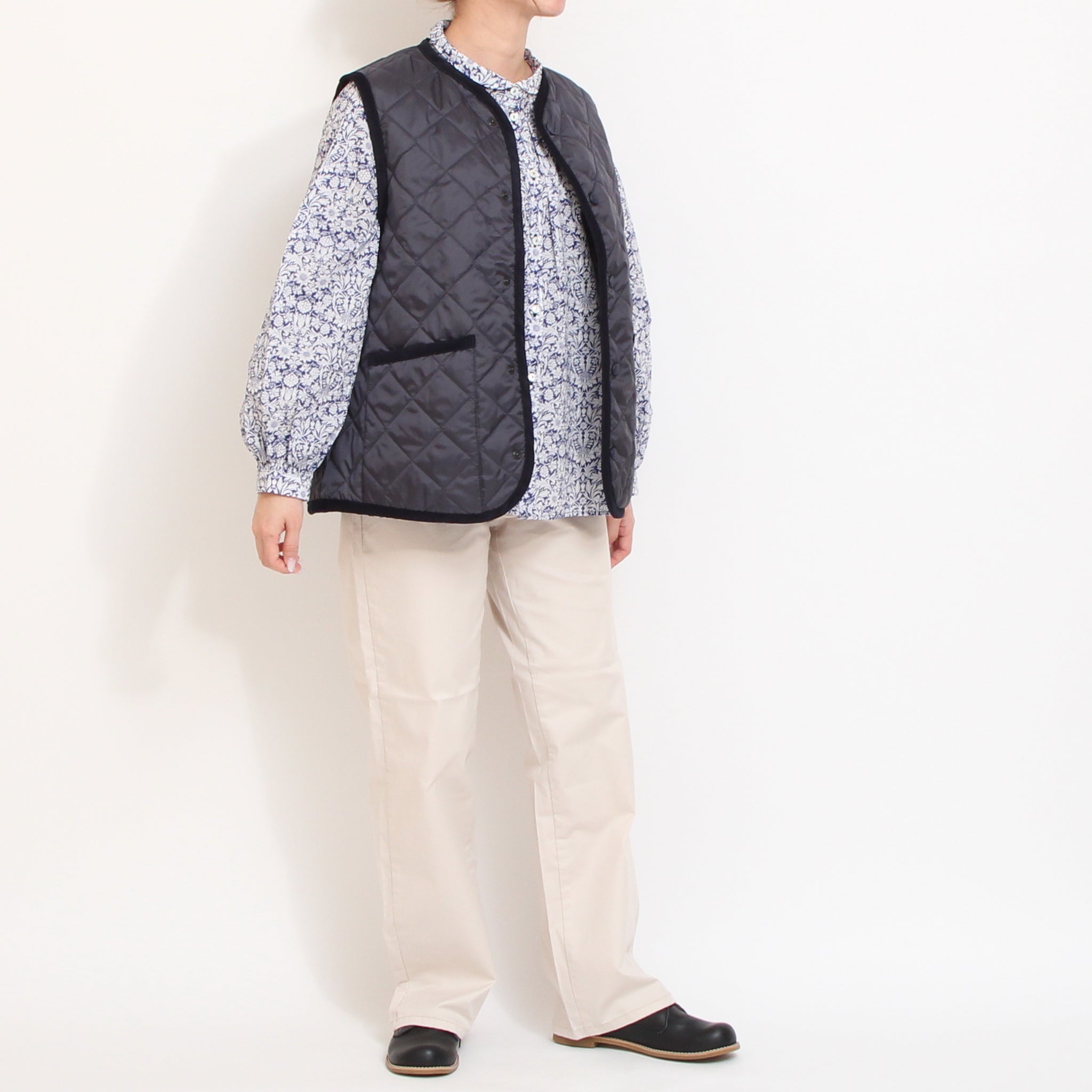 【残り僅か】LAVENHAM LIGHTWEIGHT THORNHAM ベスト