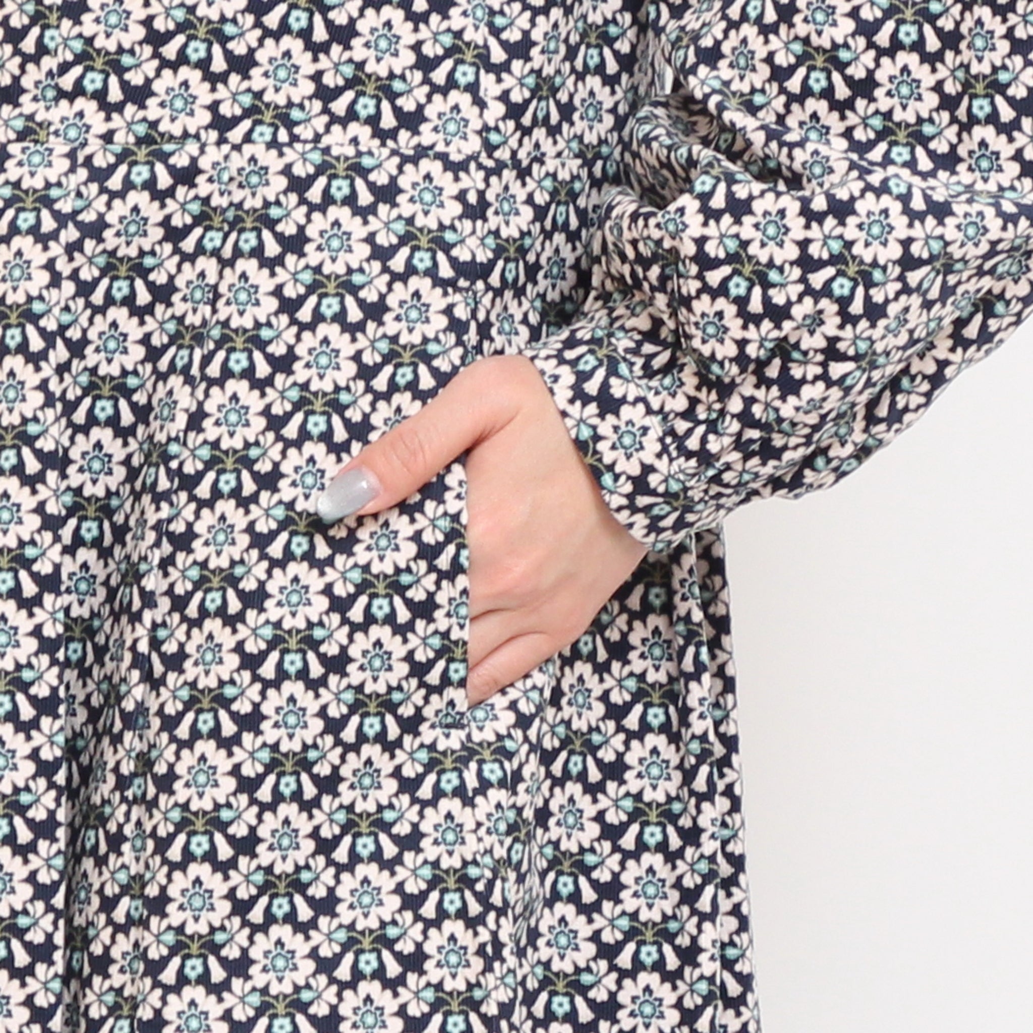 【BEIGEラスト】コーデュロイLIBERTYクラシカルワンピース(2511)