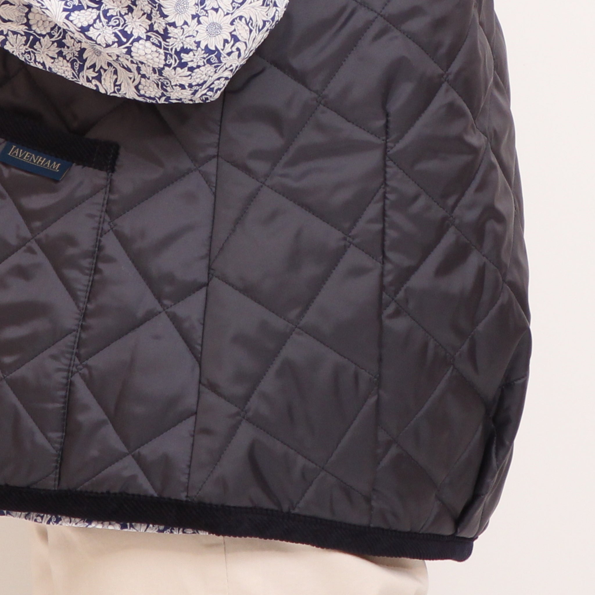 【残り僅か】LAVENHAM LIGHTWEIGHT THORNHAM ベスト