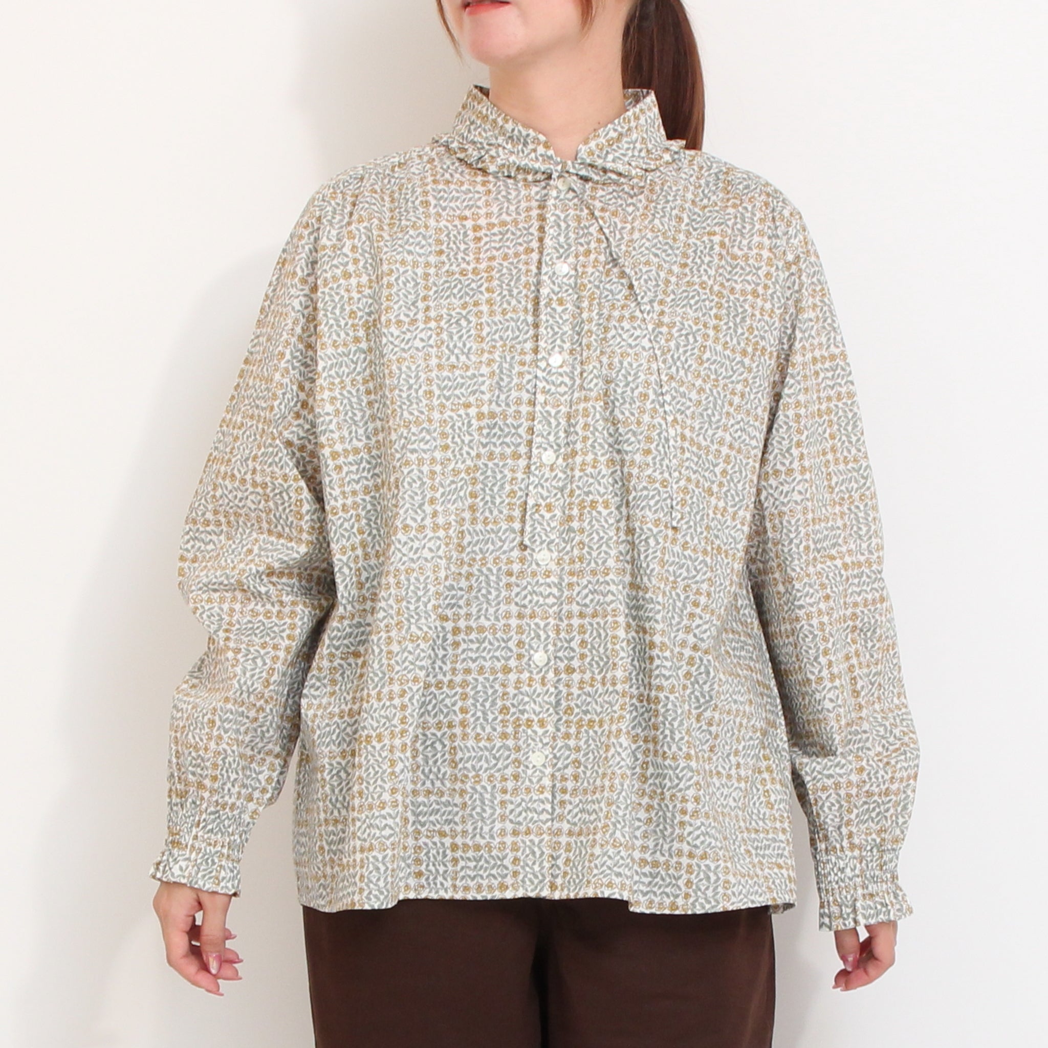 【本店限定商品】sosotto LIBERTYハイスタンドフリルシャツ