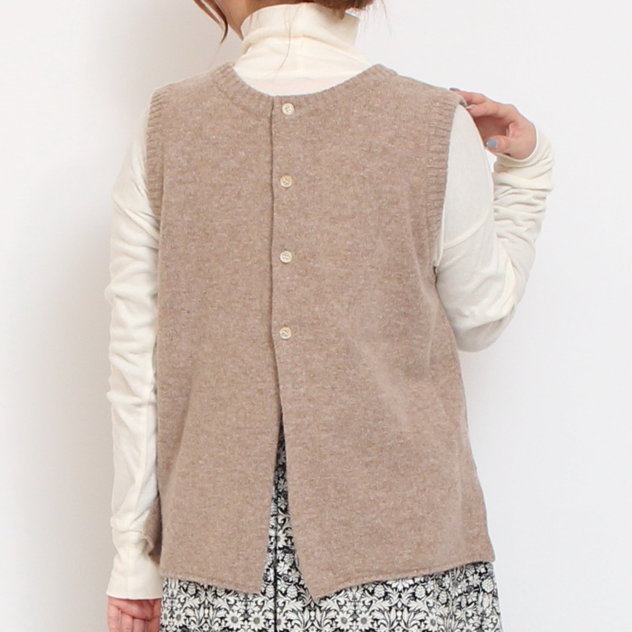 【20%OFF】【BEIGEのみ ラスト1点】NARUタスマニアラムベスト25