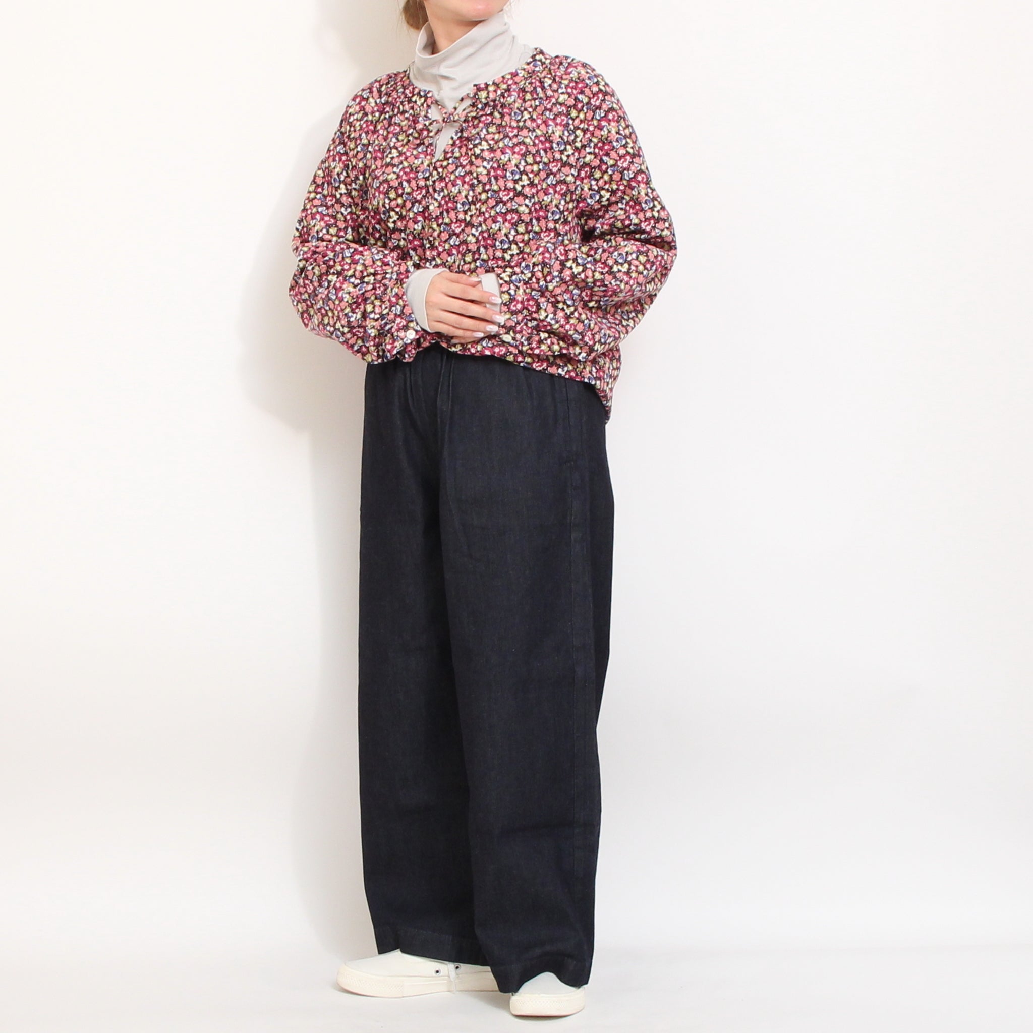 【再値下げ・50%OFF】【BLUEのみ ラスト1点】コーデュロイLIBERTYクルーリボンプルオーバー
