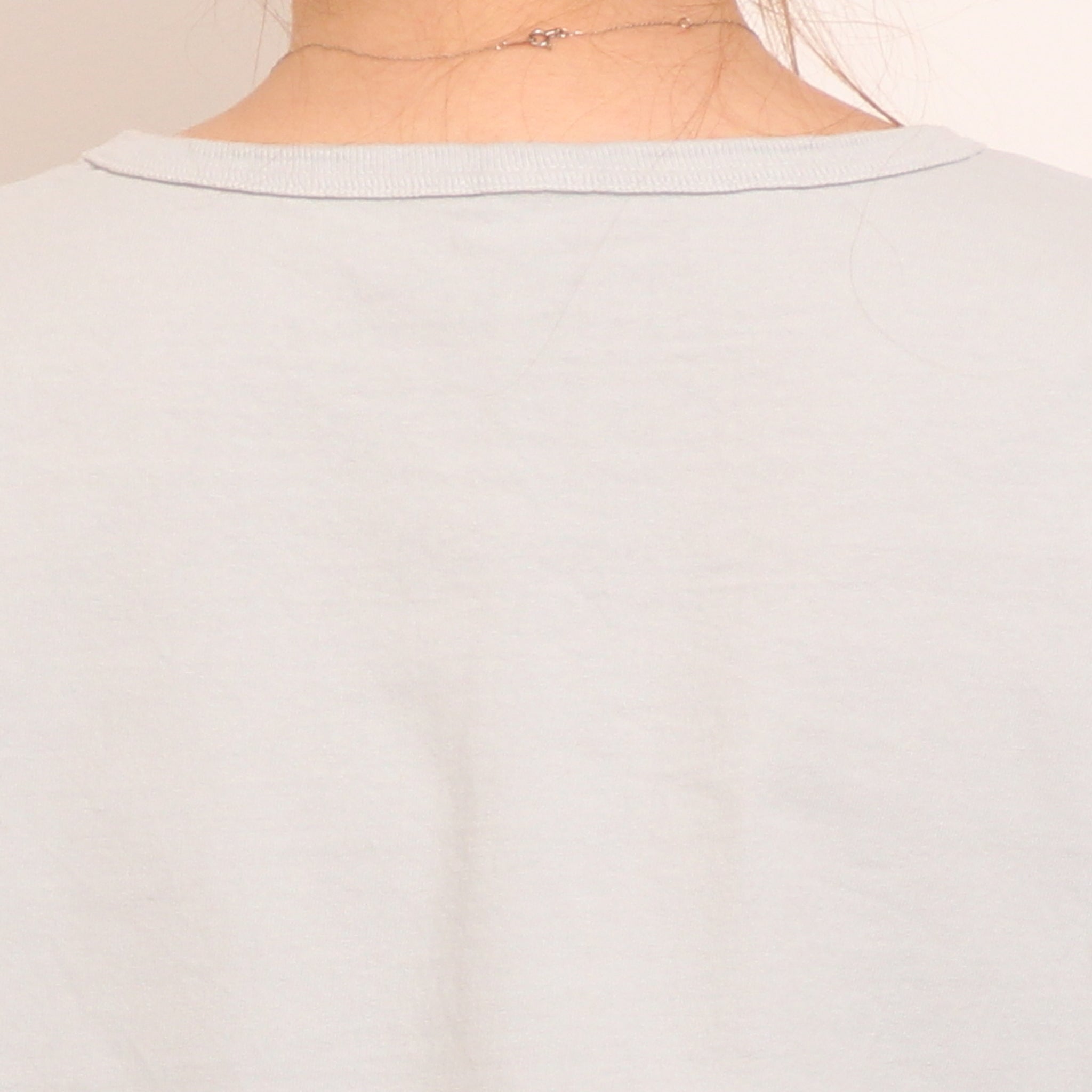 【20%OFF】to touchフラワー刺繍Tシャツ