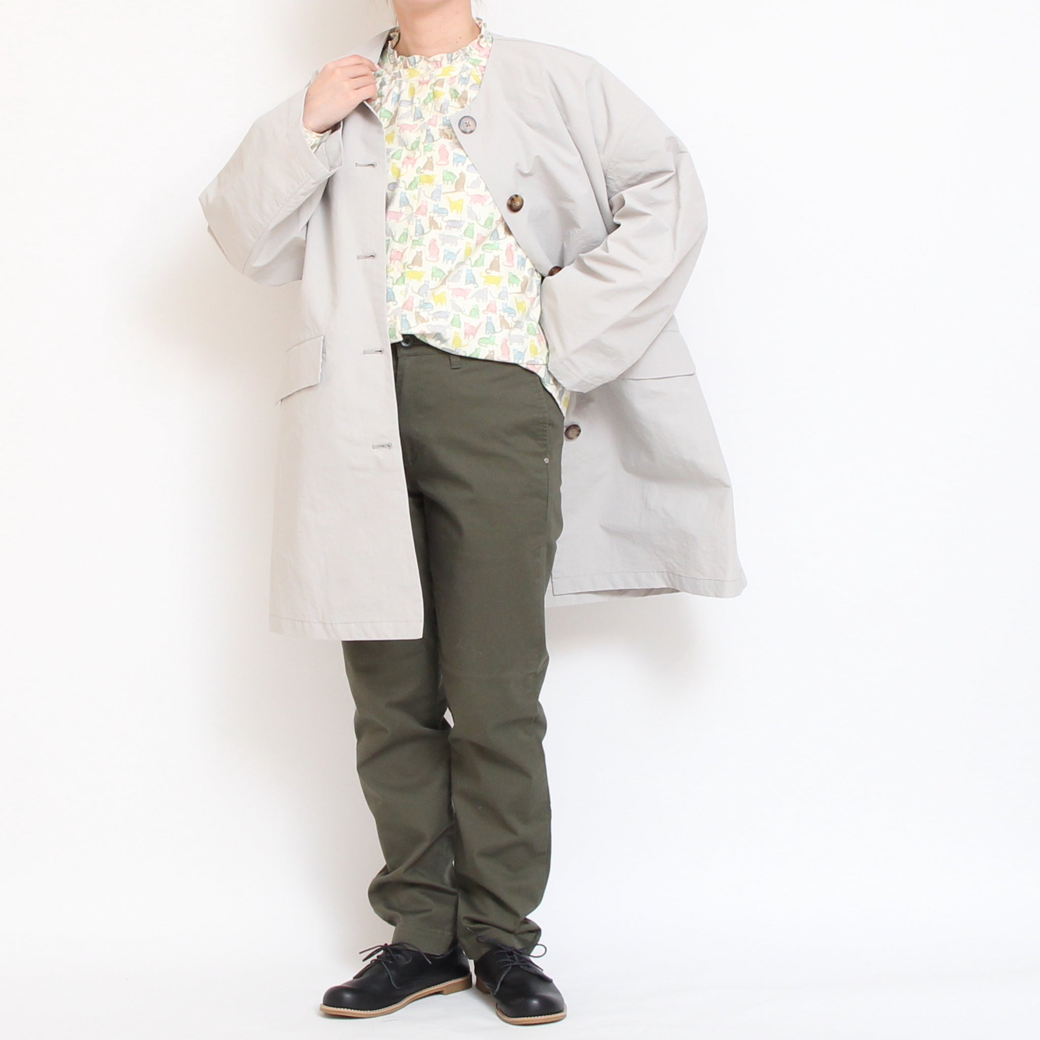 【IVORY・NAVYのみ 残り僅か】Cotton Flannelスタンドフリルシャツ2601