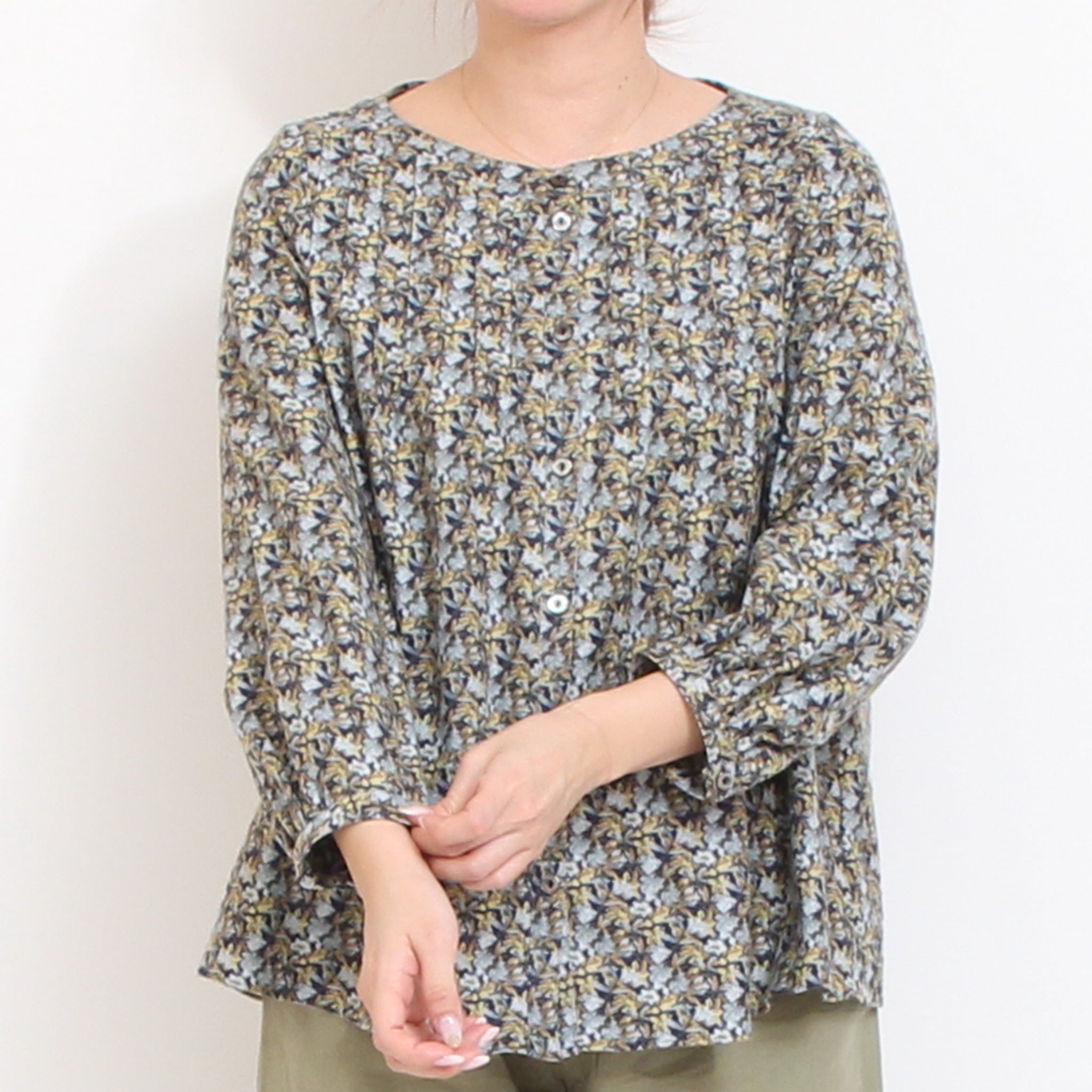 【再値下げ・50%OFF】エアリーコットLIBERTYクルータックブラウス71037