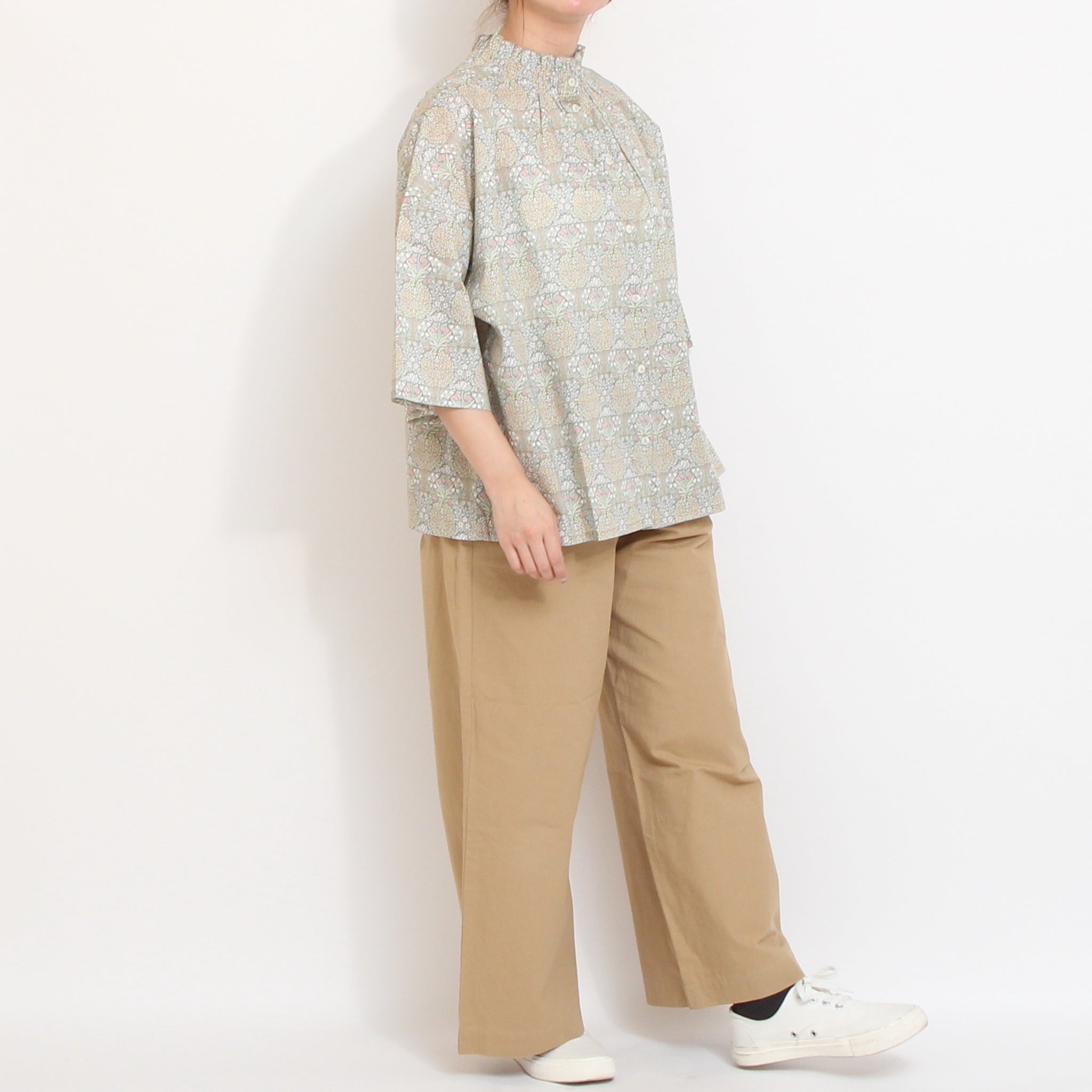【期間限定15%OFF】【BLUE以外残り僅か】リバティ2WAYシャーリング6分袖ブラウス2604