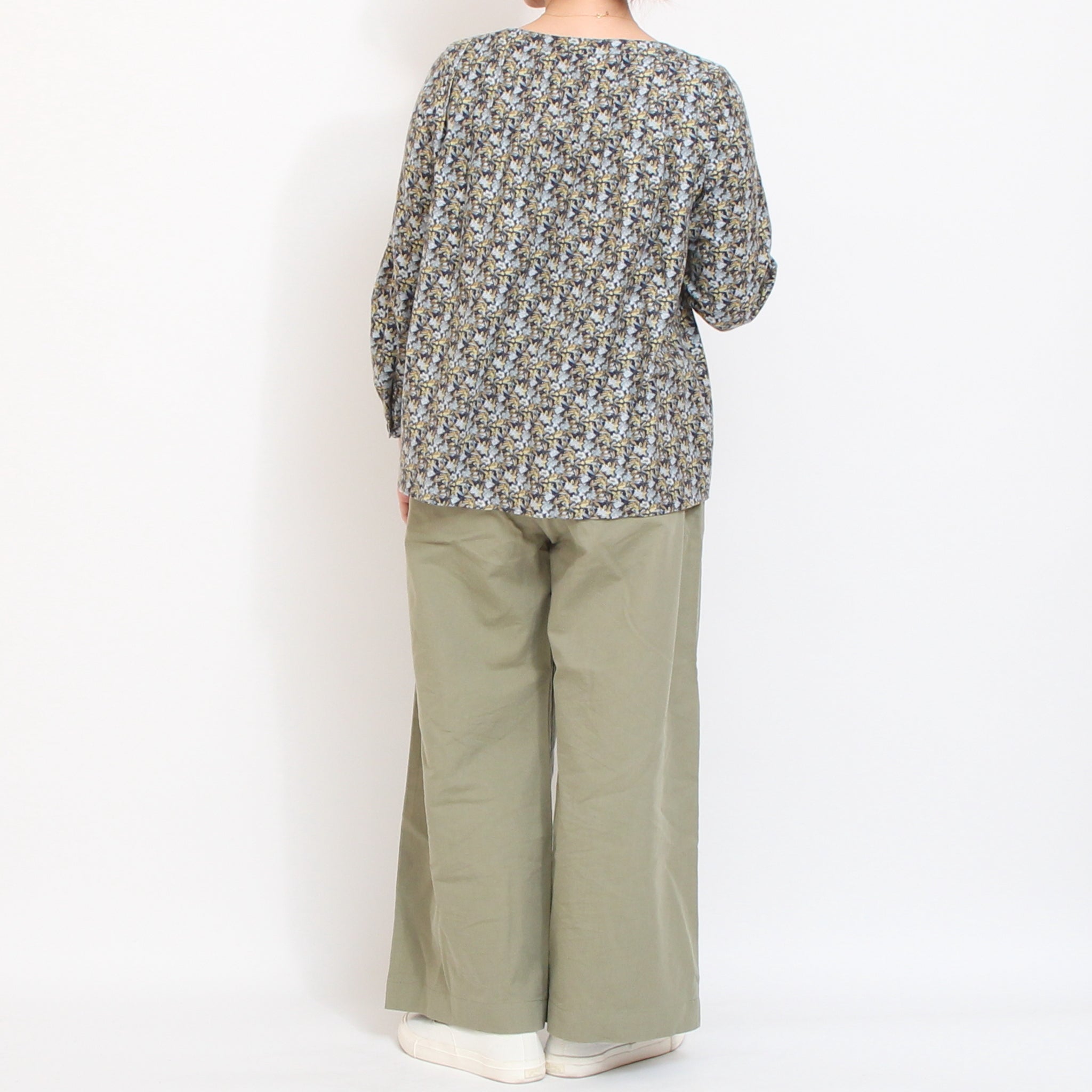 【再値下げ・50%OFF】エアリーコットLIBERTYクルータックブラウス71037