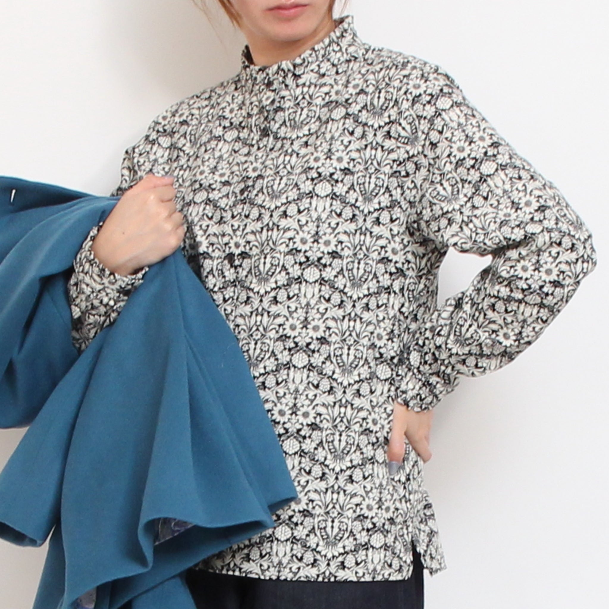 コーデュロイLIBERTYスタンドフリルシャツ2511