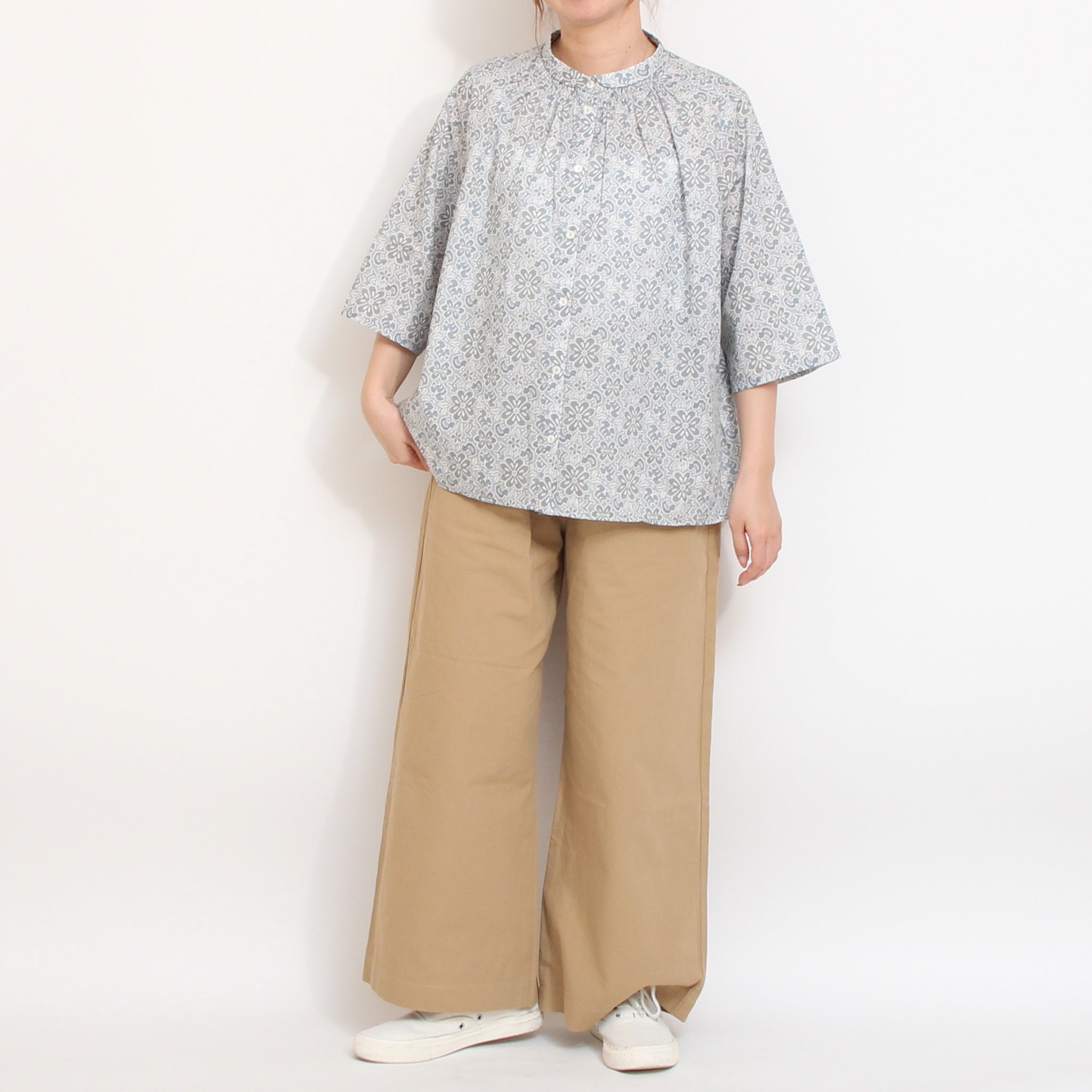 【期間限定15%OFF】【MINT残り僅か・本店限定商品】リバティ6分袖チビ衿シャーリングシャツ(2604)