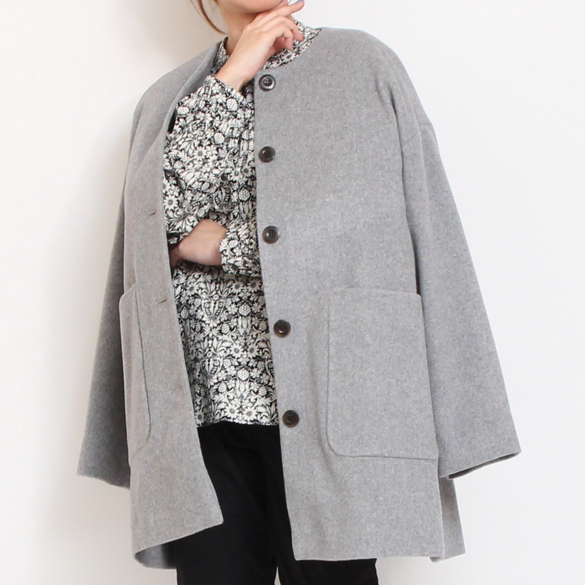 【BLACK残り僅か】裏リバティノーカラーコート(2510)