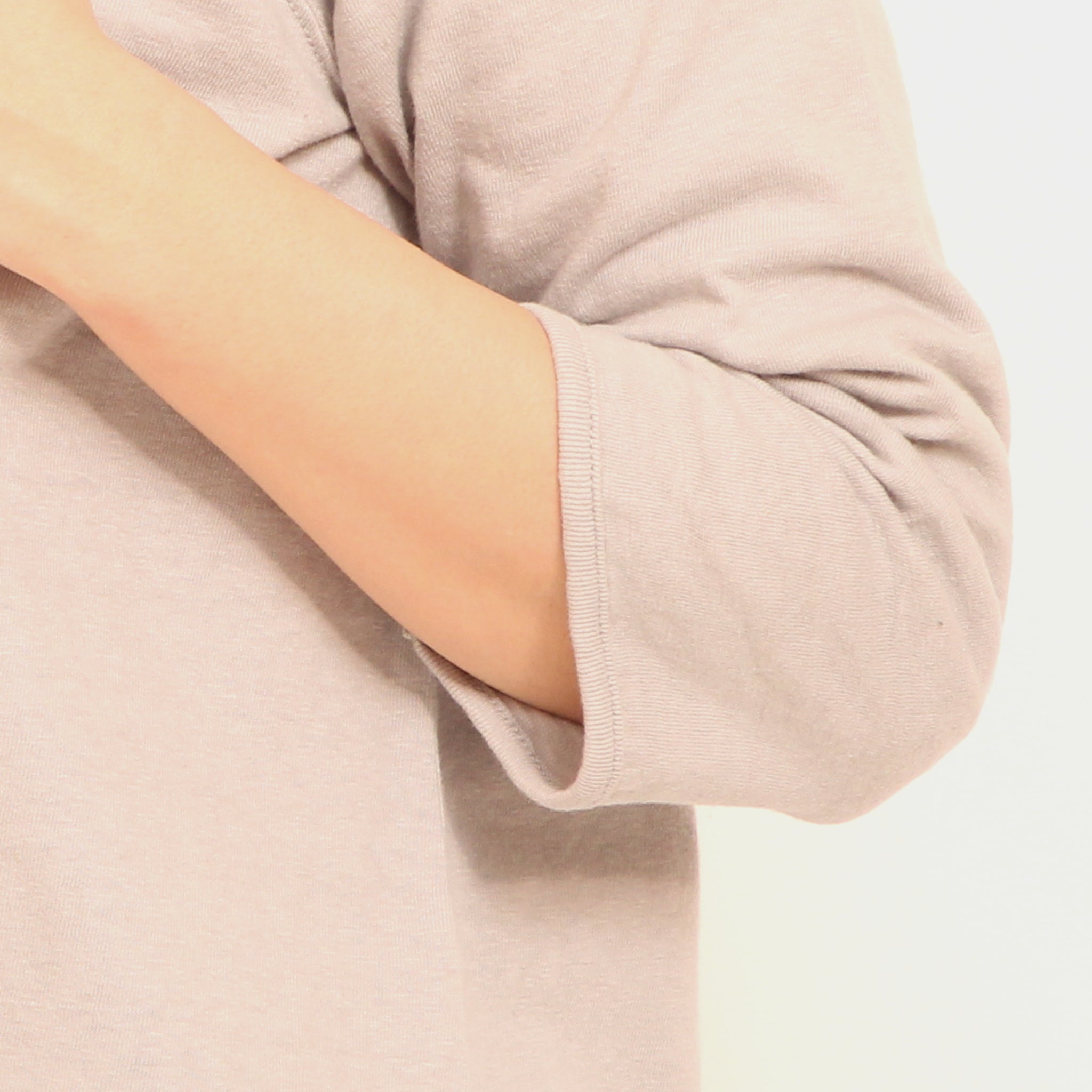 【NAVYラスト1点】to touch ラフィーコットン7分袖Tシャツ