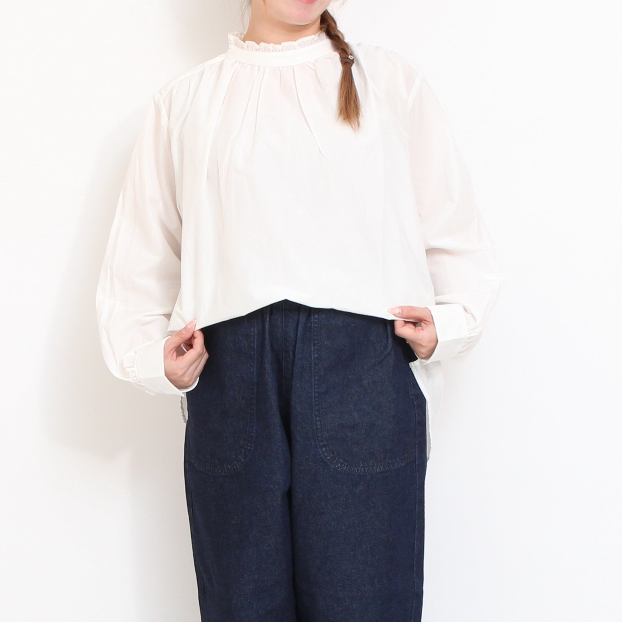 【30%OFF】【残り僅か】Pont de Chalonsフリルカラーブラウス