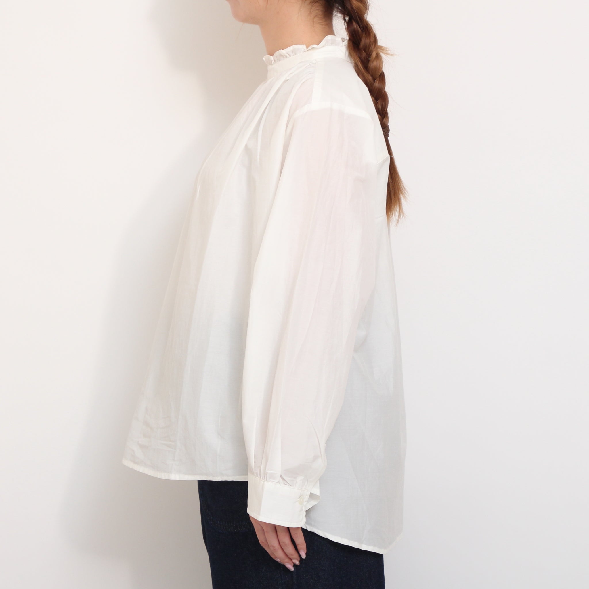 【30%OFF】【残り僅か】Pont de Chalonsフリルカラーブラウス