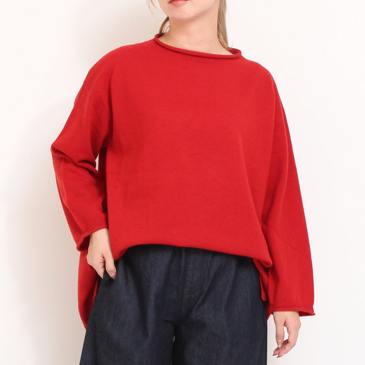 OTA KNITファインラムフレアープルオーバー