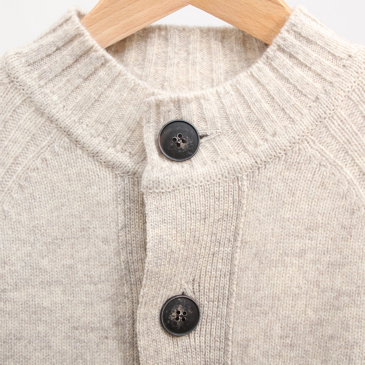 OTA KNIT ソフトウールハイネックカーディガン