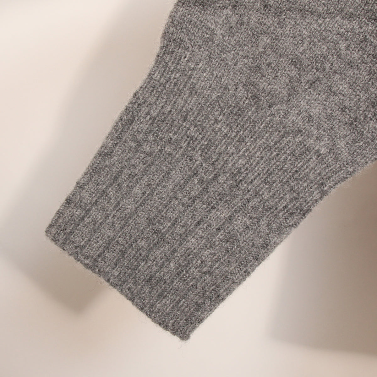 OTA KNIT ソフトウールハイネックカーディガン
