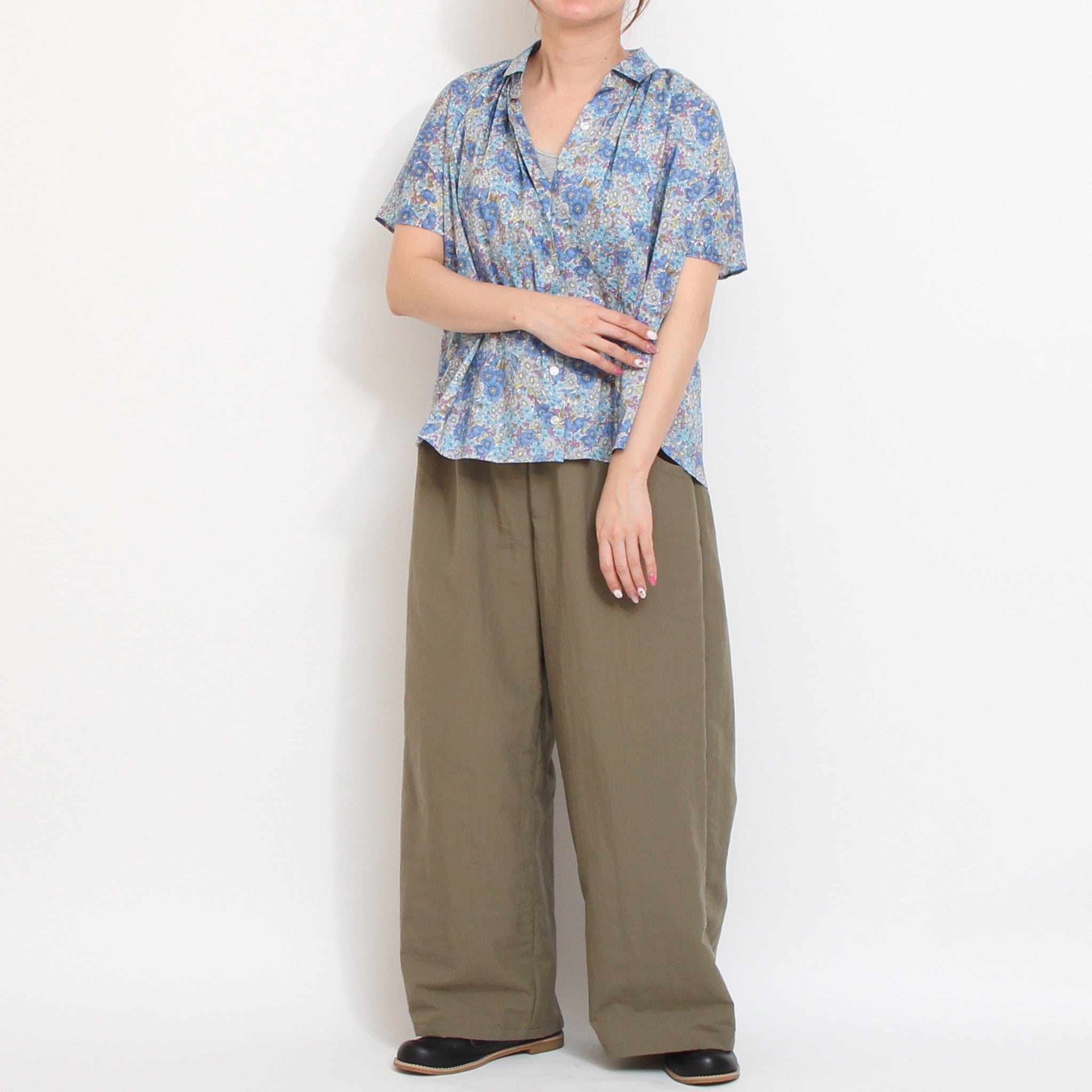 リバティワイドカラーふんわりシャツ2605