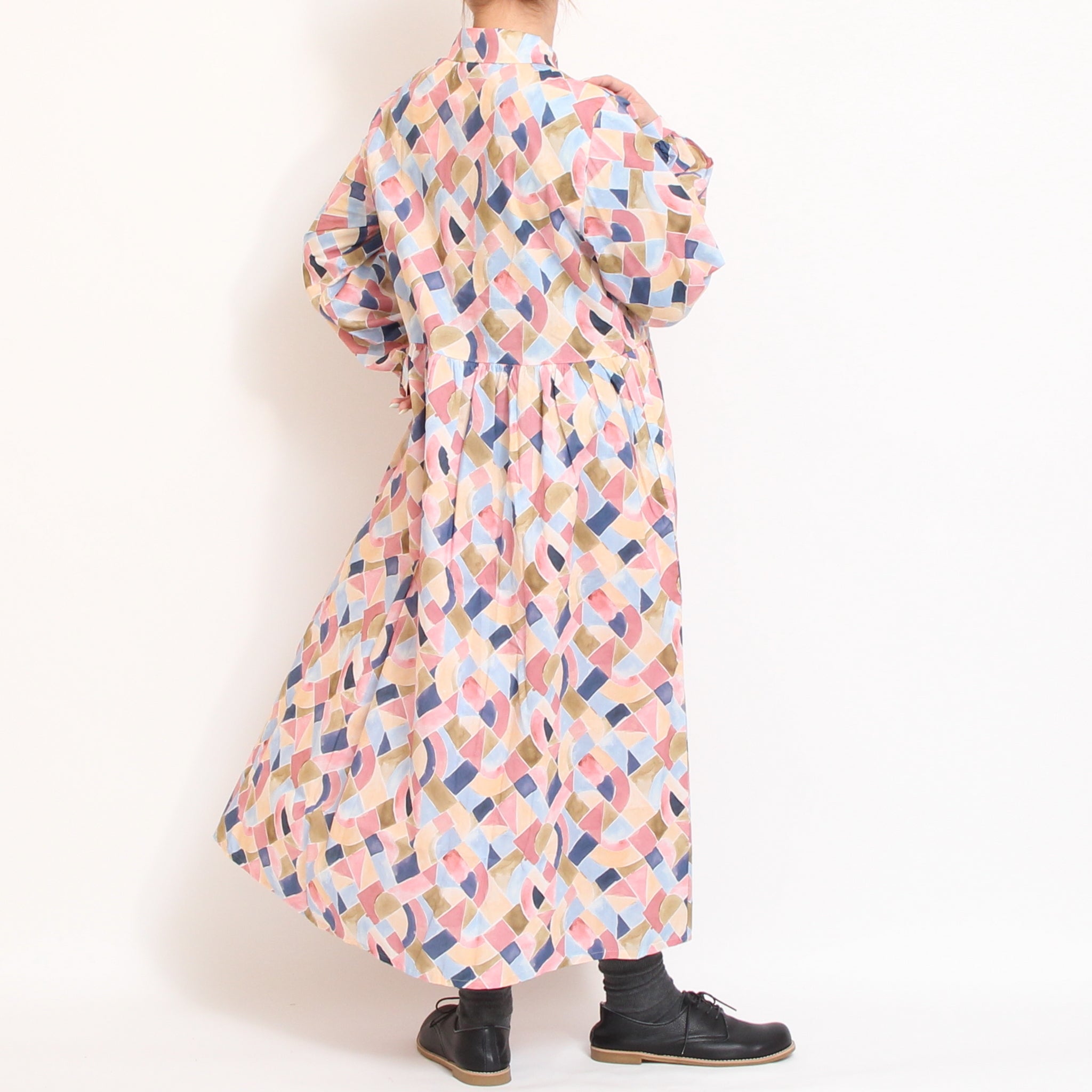 【30%OFF】【NAVYラスト１点】リバティウェーブタックワンピース(2601)
