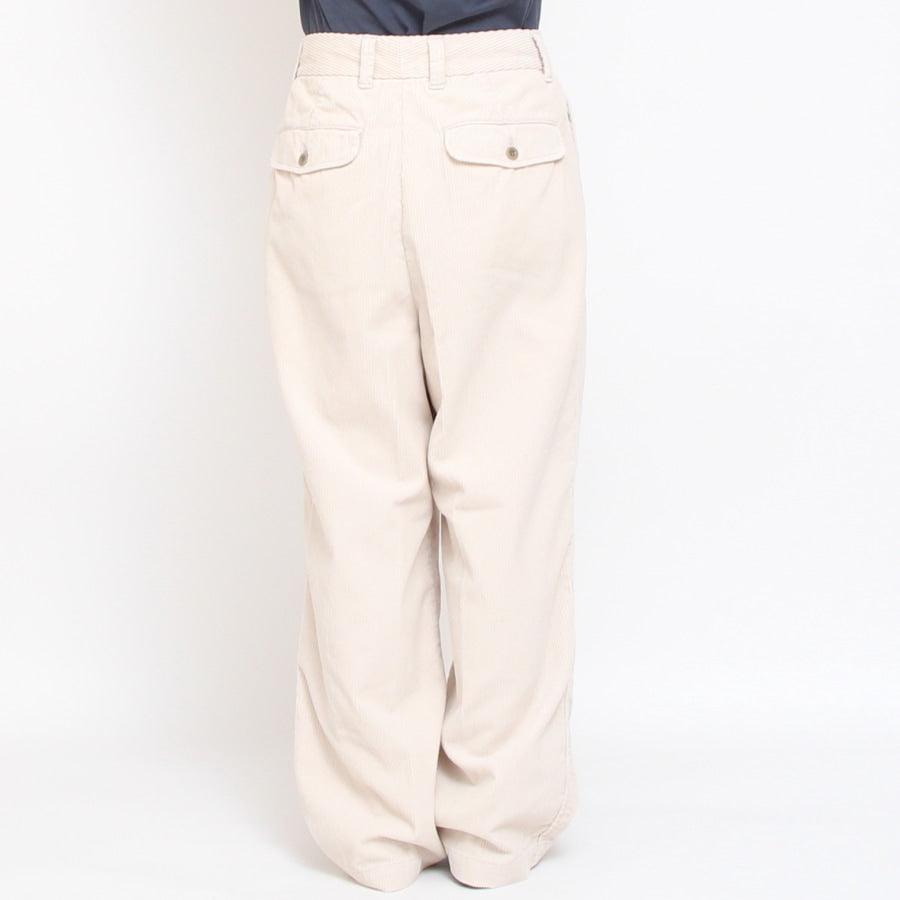 【30％OFF】【NAVYサイズMのみ ラスト1点】D.M.Gコーデュロイツータックトラウザー