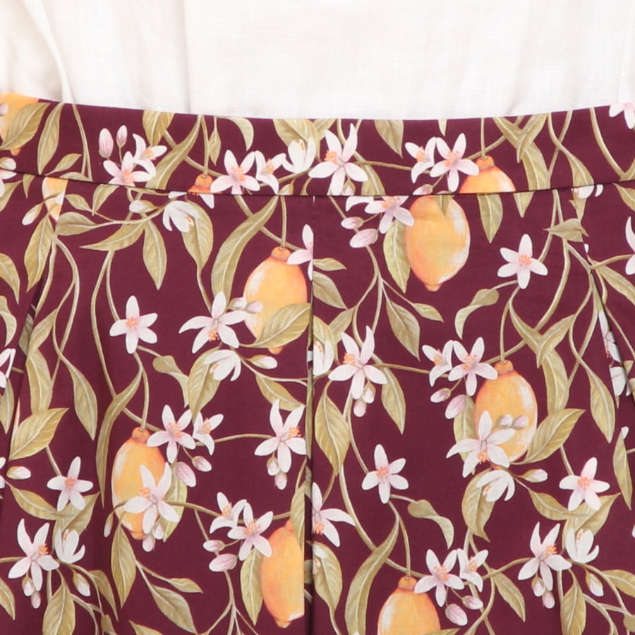 【WINE・BLUEラスト1点ずつ】リバティサイド釦スカート(2405)