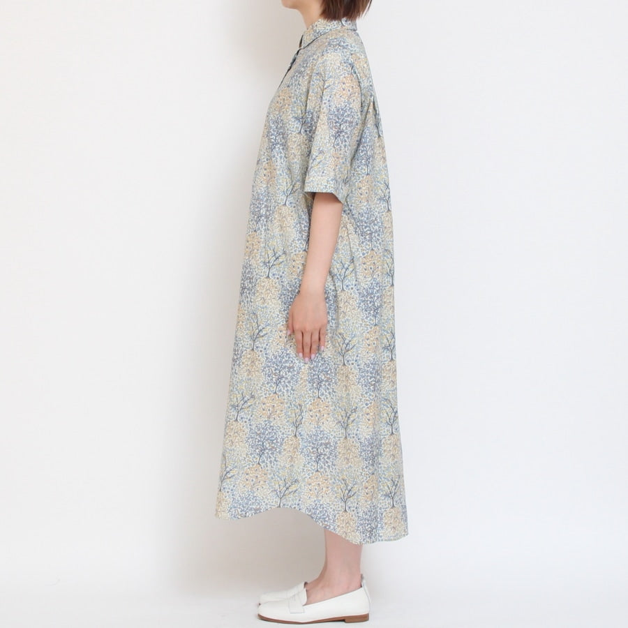 【20％OFF】【BLUE・NAVYラスト１点ずつ】HOKKOH LIBERTY 5分袖レギュラーカラーワンピース2507