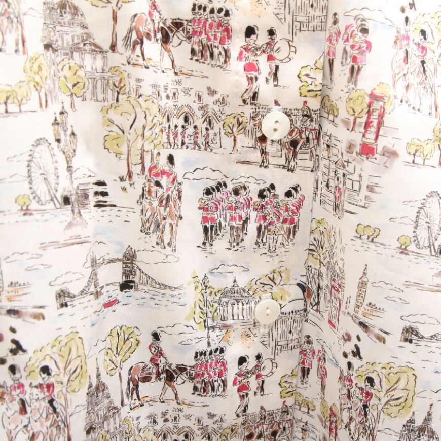 【30%OFF】【RED 残り僅か】リバティ前後差サイドスリットシャツ(2507)