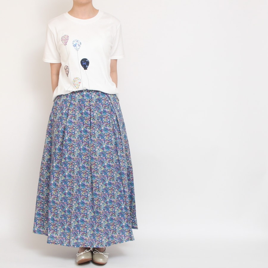 【WINE・BLUEラスト1点ずつ】リバティサイド釦スカート(2405)