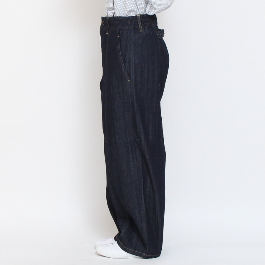 D.M.Gアーモンドデニムパンツ