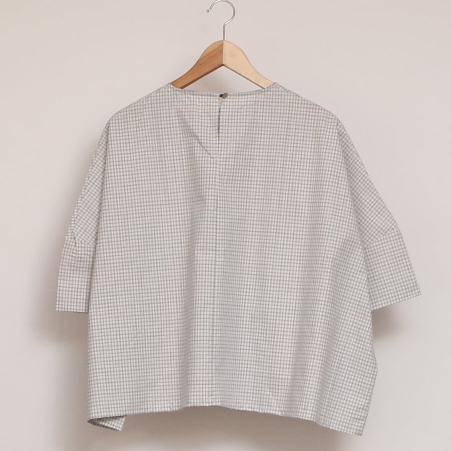 【再値下げ】NARU綿麻タイプライタープルオーバー