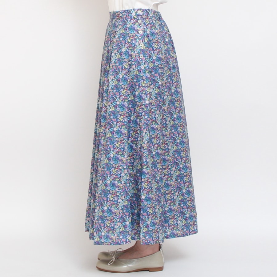 【WINE・BLUEラスト1点ずつ】リバティサイド釦スカート(2405)