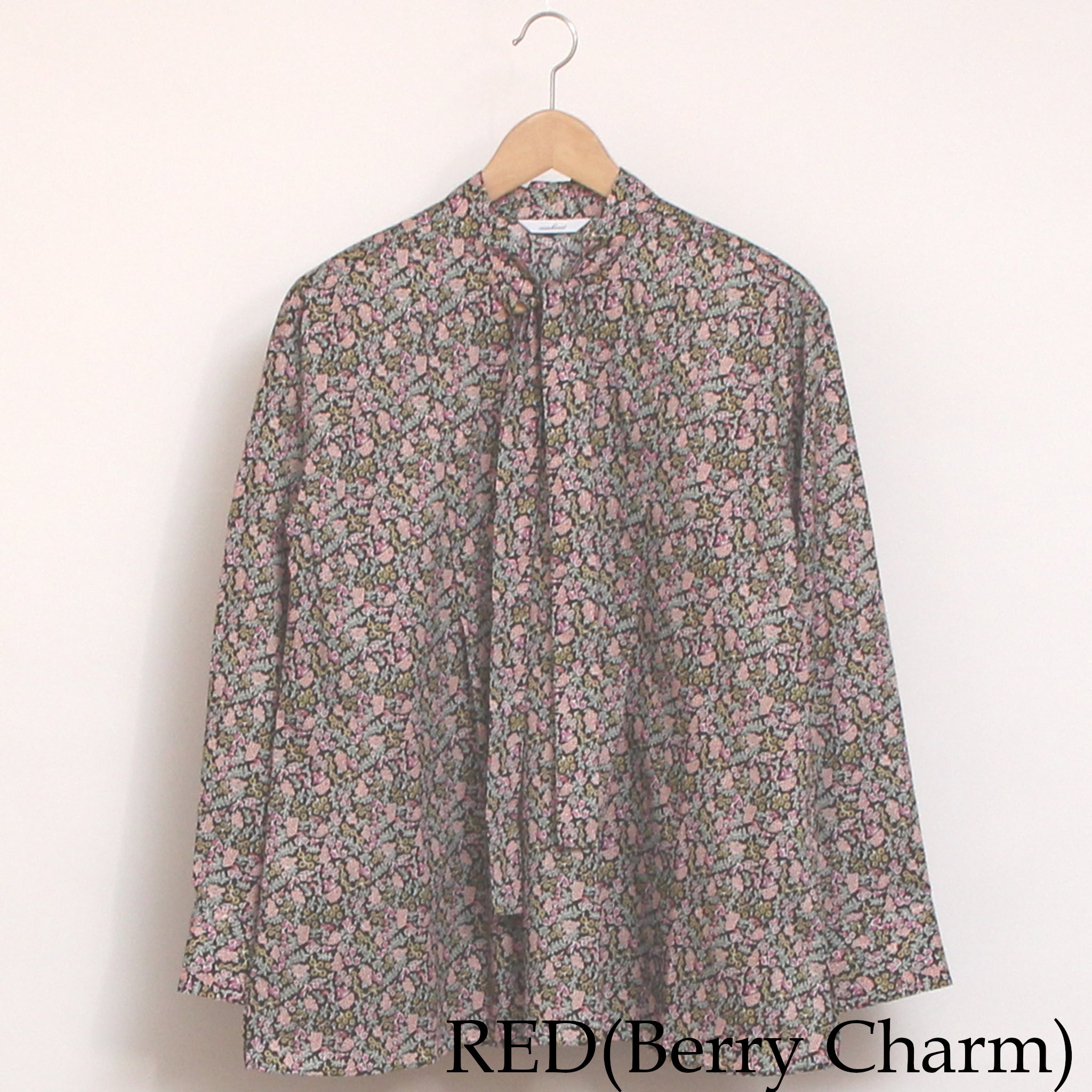 【20％OFF】【REDラスト1点】LIBERTYボウタイプルオーバーブラウス