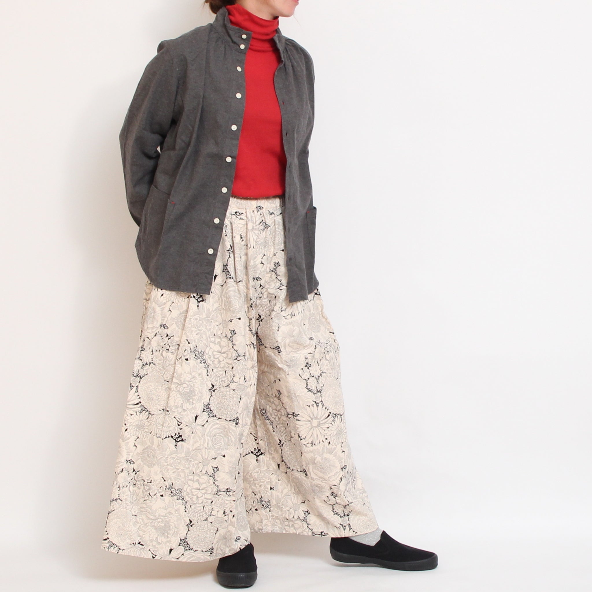 【IVORYラスト1点】NARUハイネックゆったりプルオーバー25