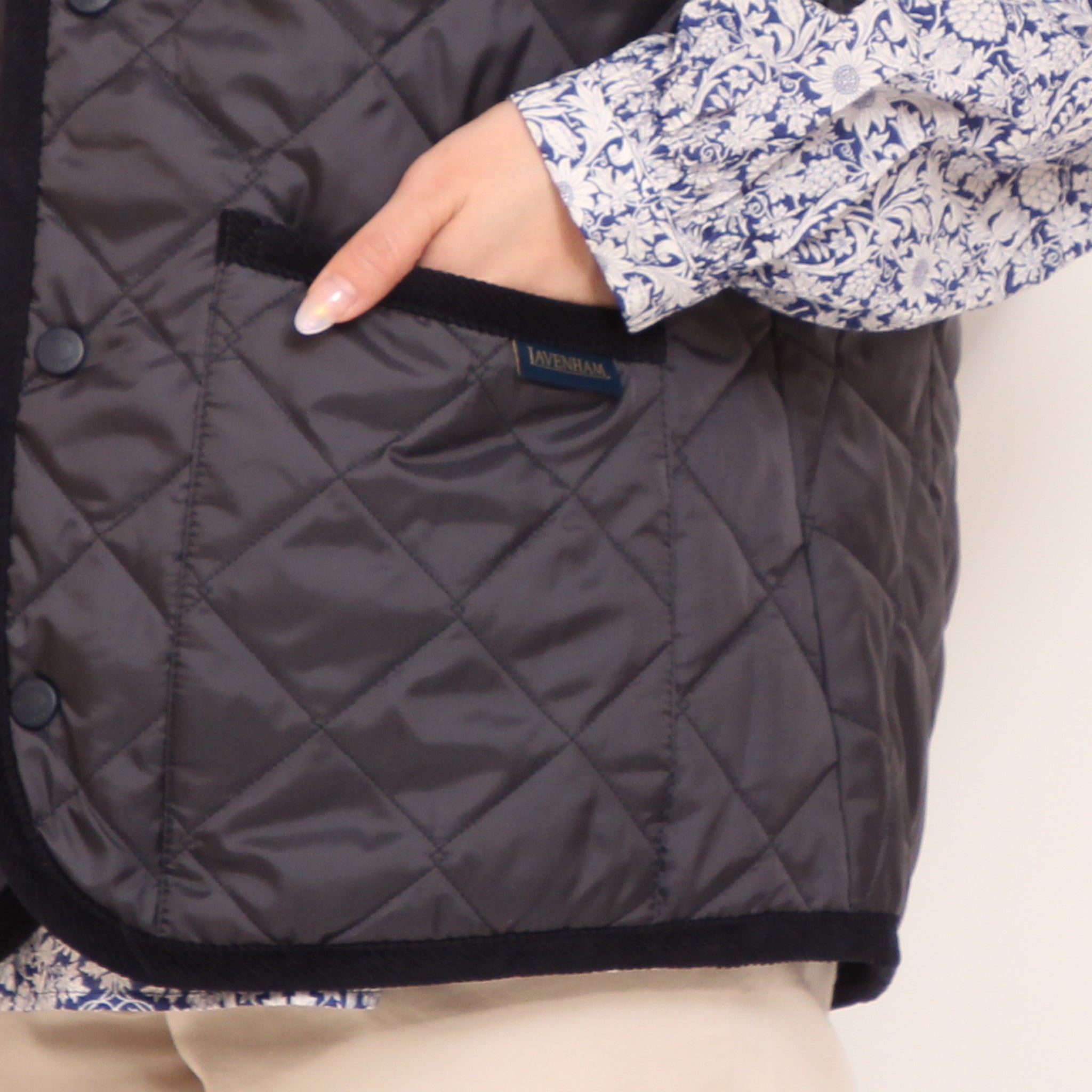 【残り僅か】LAVENHAM LIGHTWEIGHT THORNHAM　ベスト