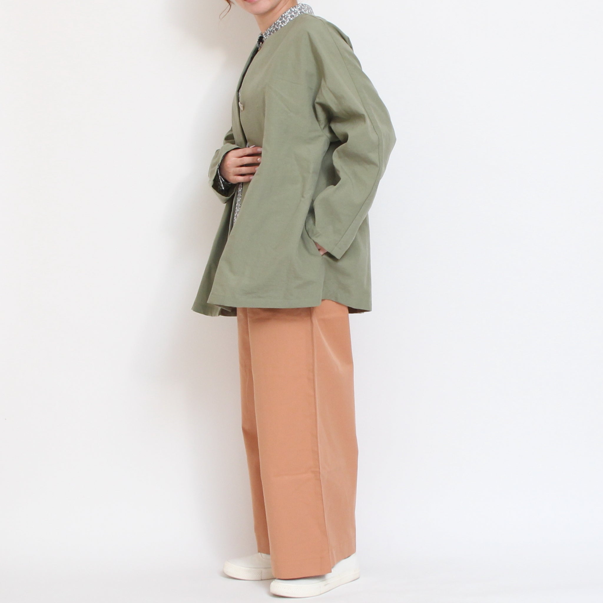 【GREEN・BLUEのみ 残り僅か】Vent d’ouest ノーカラージャケット2602