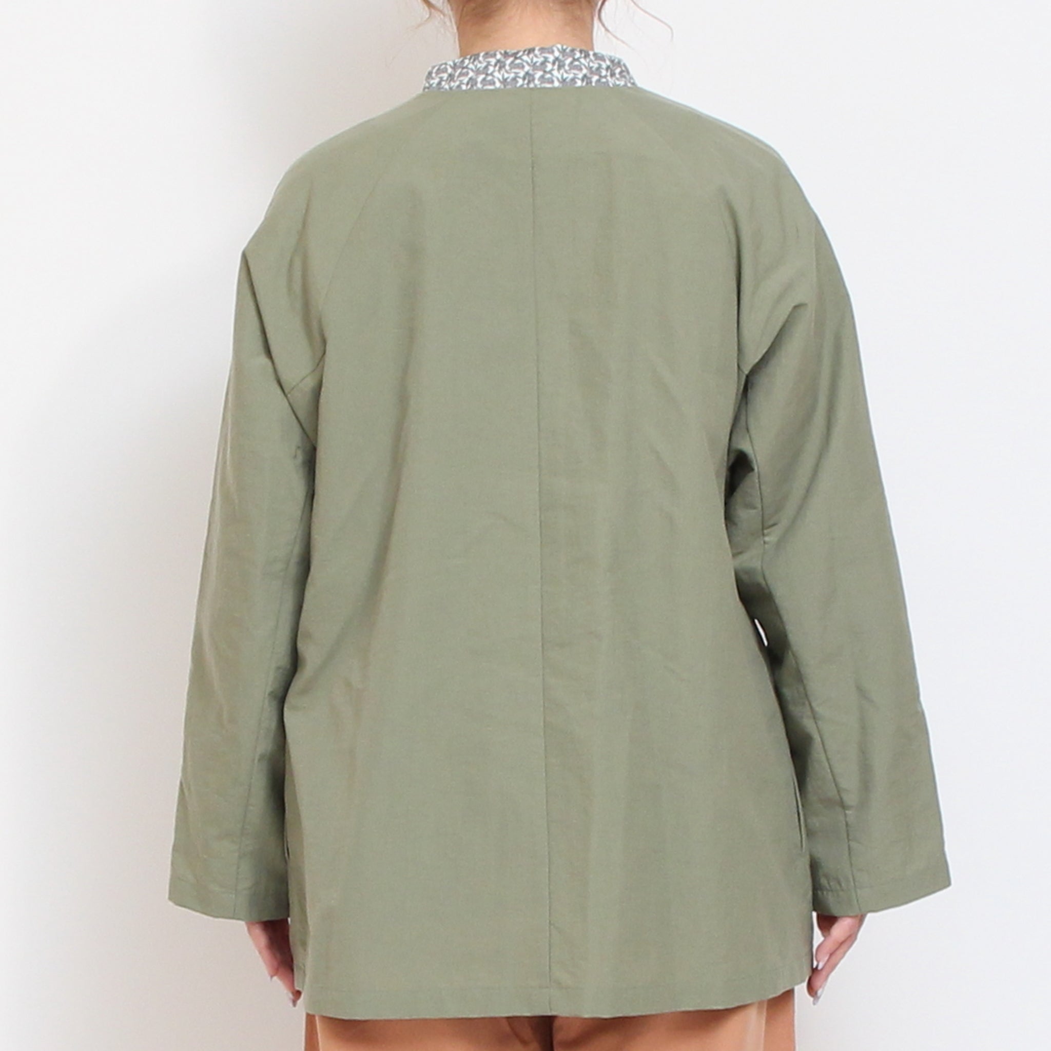 【GREEN・BLUEのみ 残り僅か】Vent d’ouest ノーカラージャケット2602