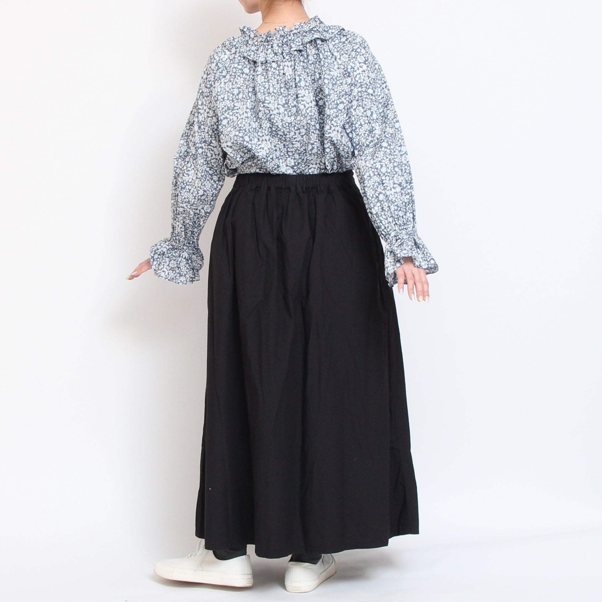 【本店限定商品】 LIBERTYギャザーフリルカラーブラウス