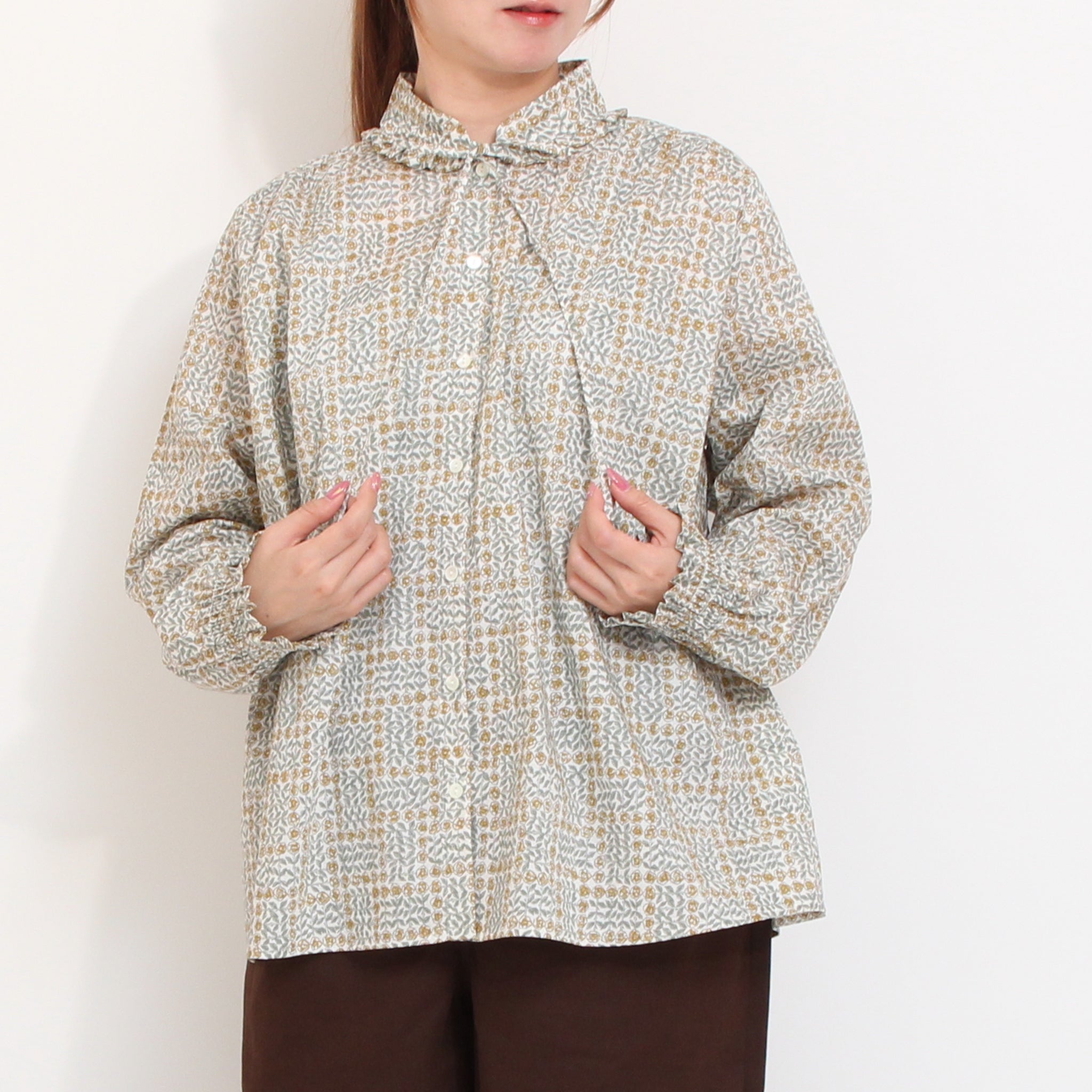 【本店限定商品】sosotto LIBERTYハイスタンドフリルシャツ