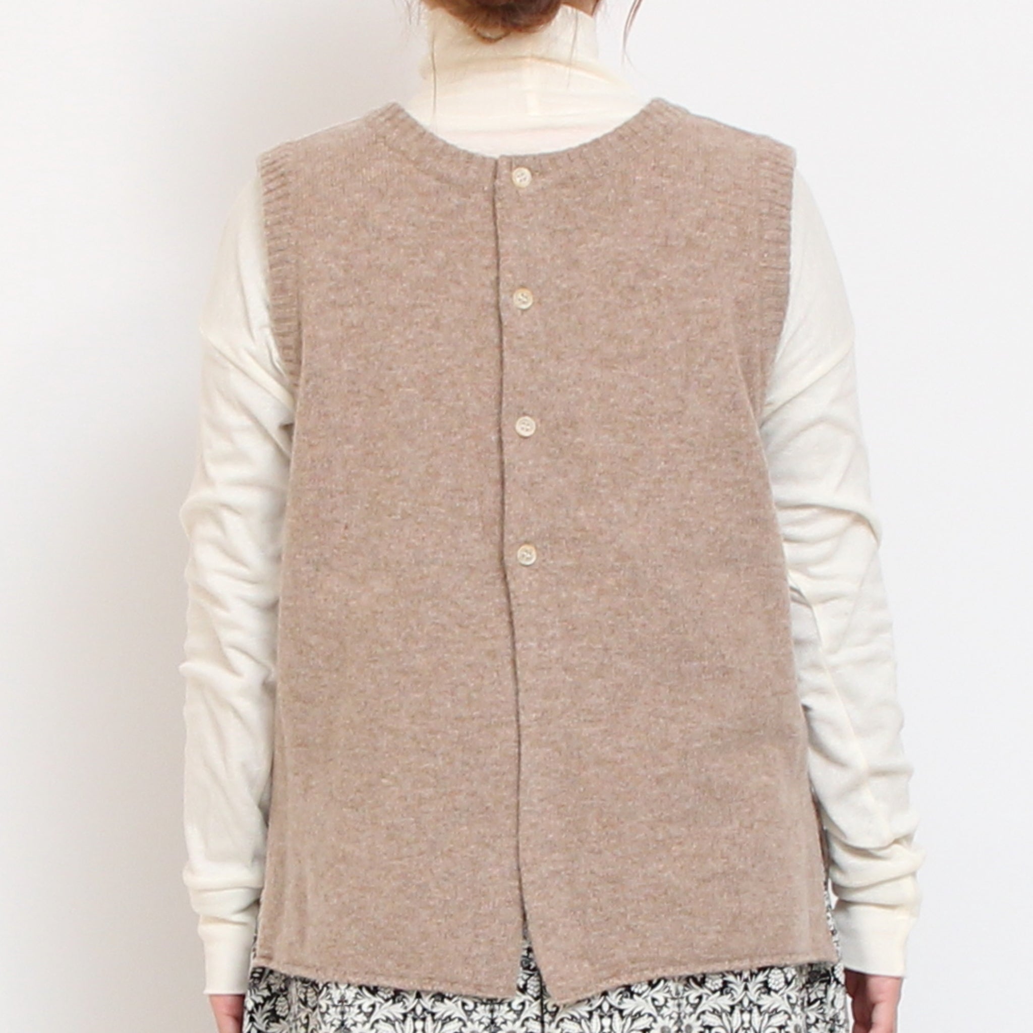 【20%OFF】【BEIGEのみ ラスト1点】NARUタスマニアラムベスト25