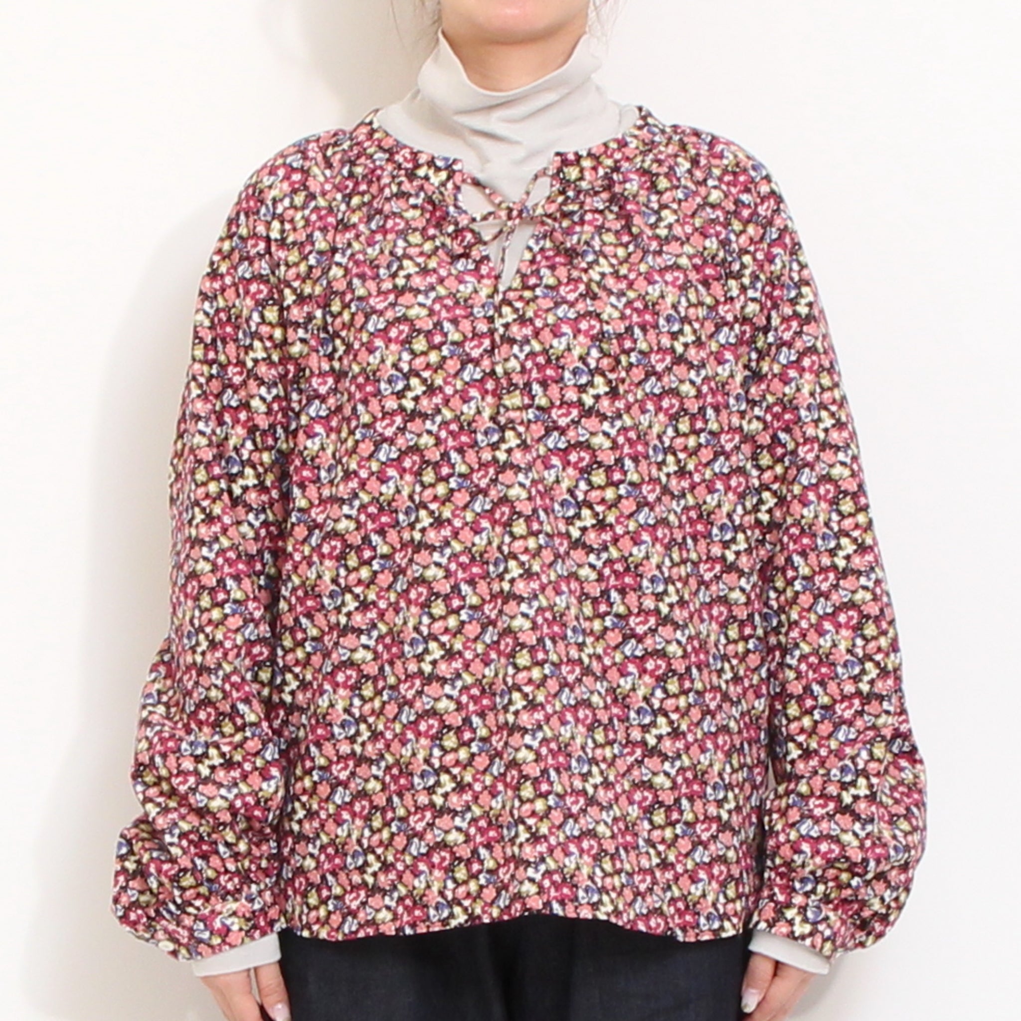 【再値下げ・50％OFF】【BLUEのみ ラスト1点】コーデュロイLIBERTYクルーリボンプルオーバー