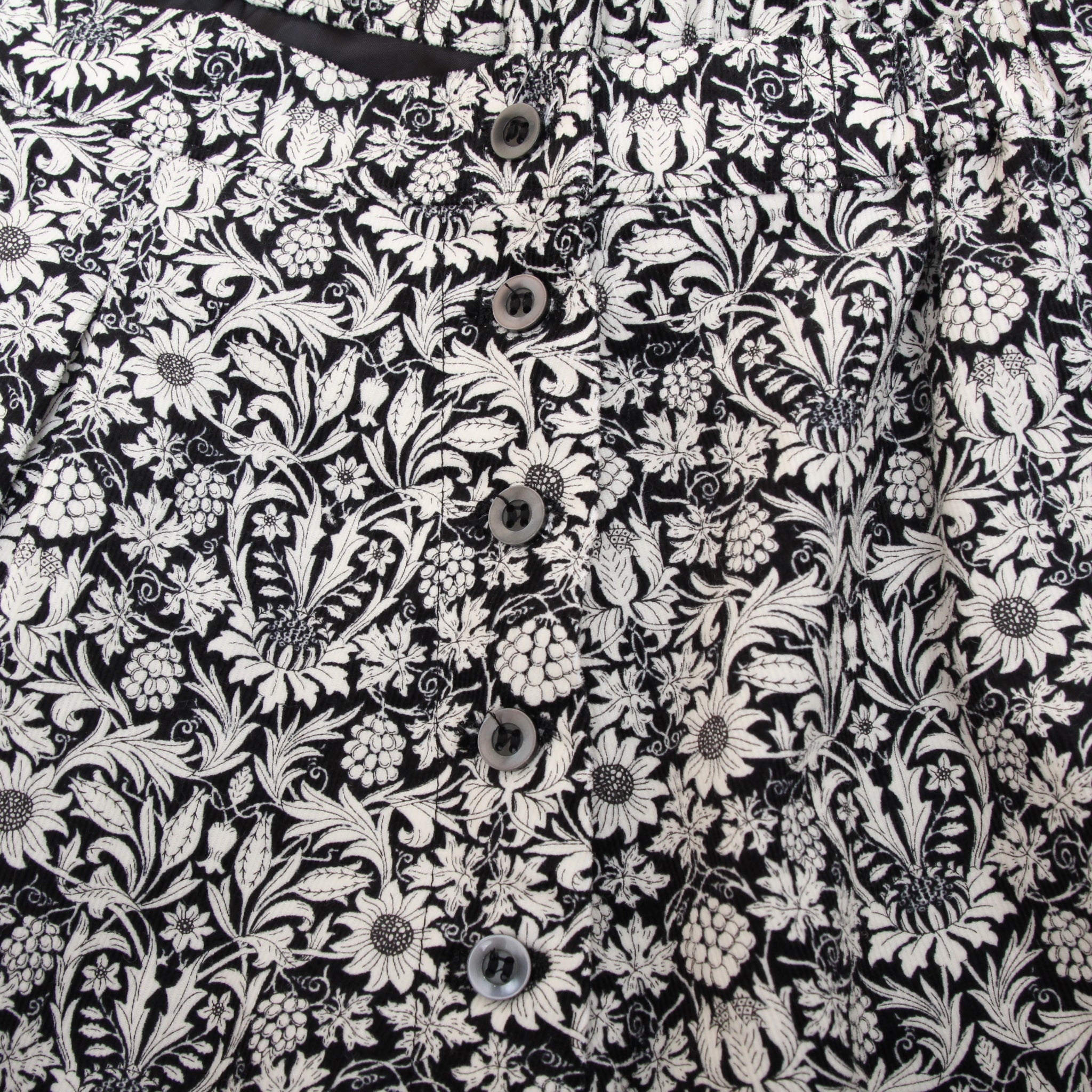 【NAVYラスト1点】 コーデュロイLIBERTYサイド釦スカート84cm(2511)